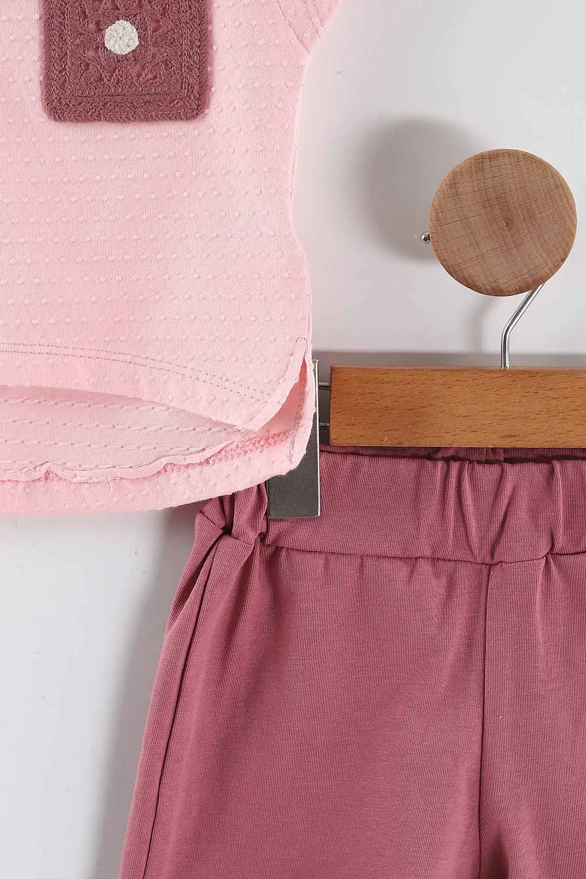 Pembe (9-36 Ay)  Nakışlı Tişörtlü   Şortlu Kız Bebek Yazlık Takım 445507