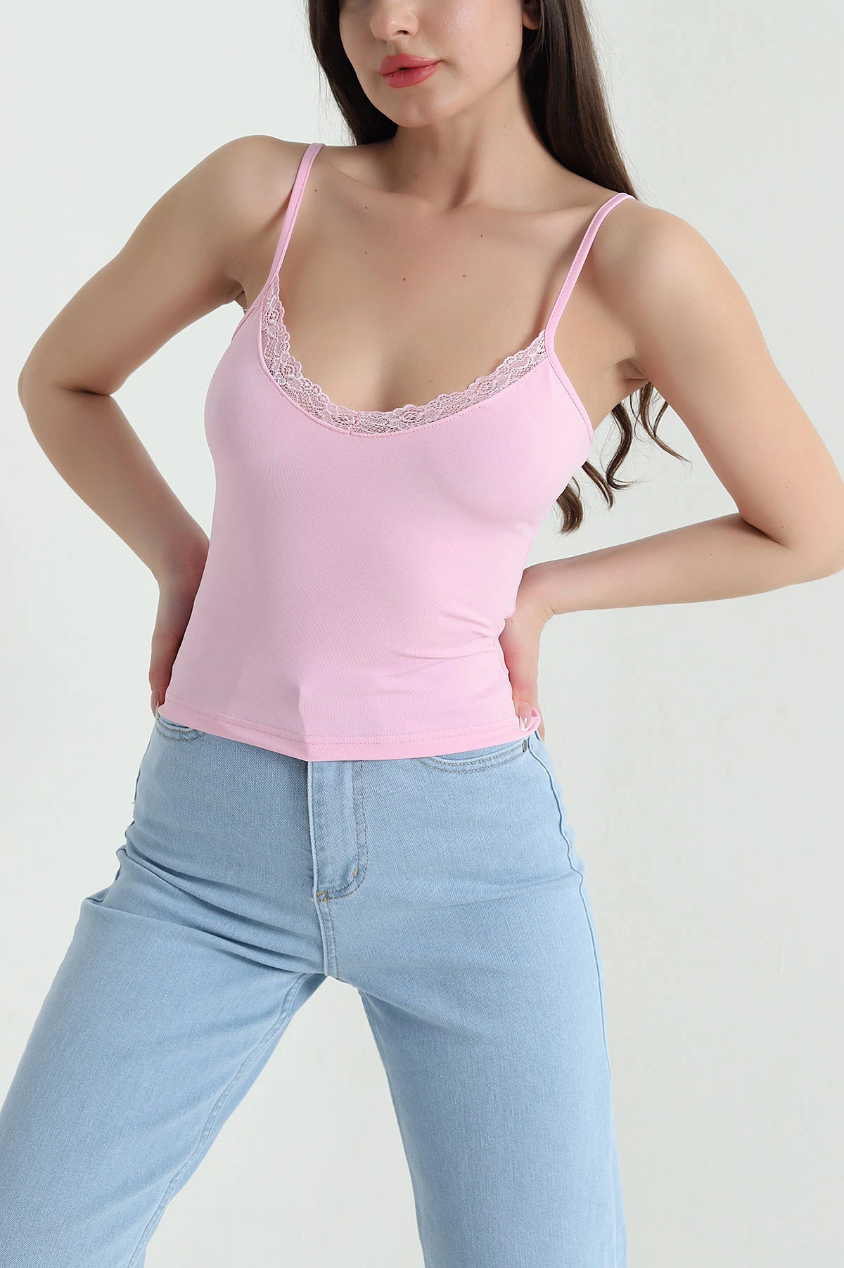 Pembe Askılı Dantelli Dalgıç Kadın Bluz 455386