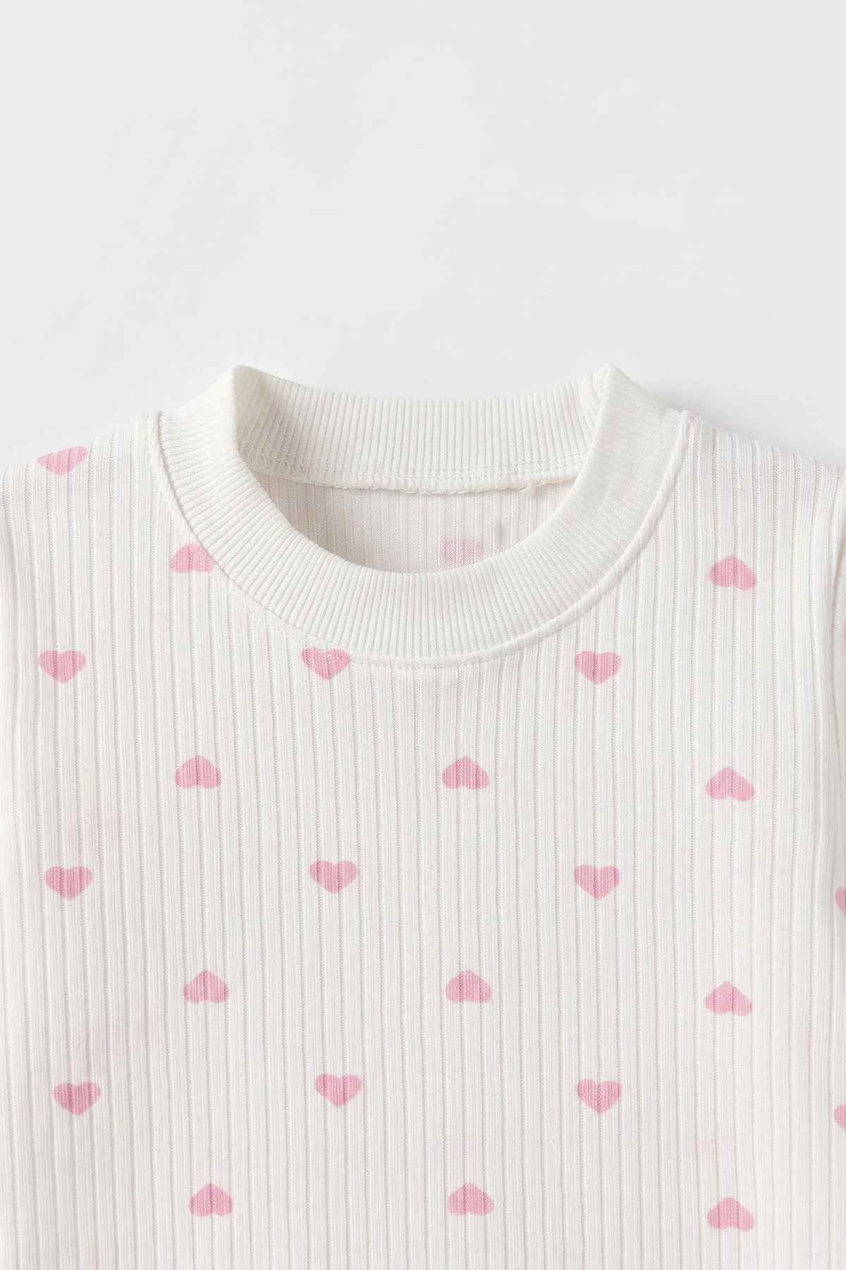 Pembe Beyaz   (1-3 Yaş) Küçük Kalp Desenli  Raporlu Kız Çocuk Pijama Takım 477357
