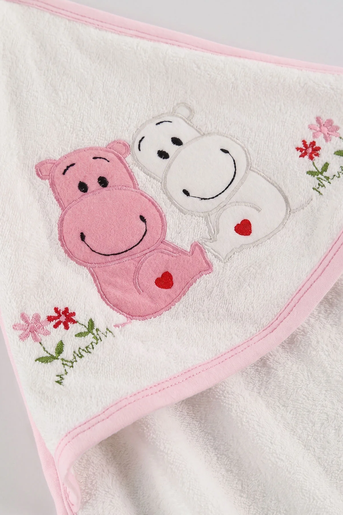 Pembe Beyaz    Hipopotam Nakışlı Çift Katlı Bebek Silgi Havlu 476327