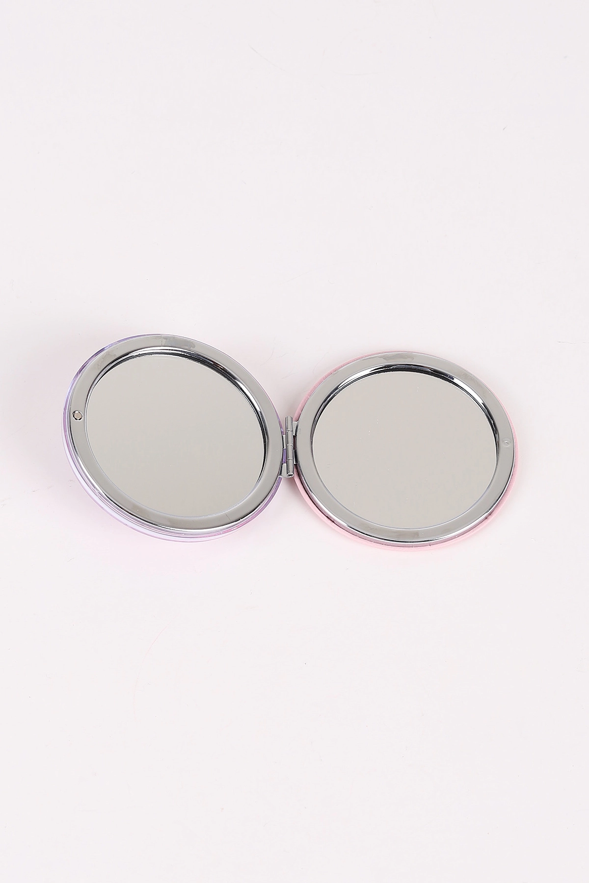 Pembe Çiçek Baskılı  Kapağı Sulu ve Pullu Oval Cep ve Çanta Aynası 473904
