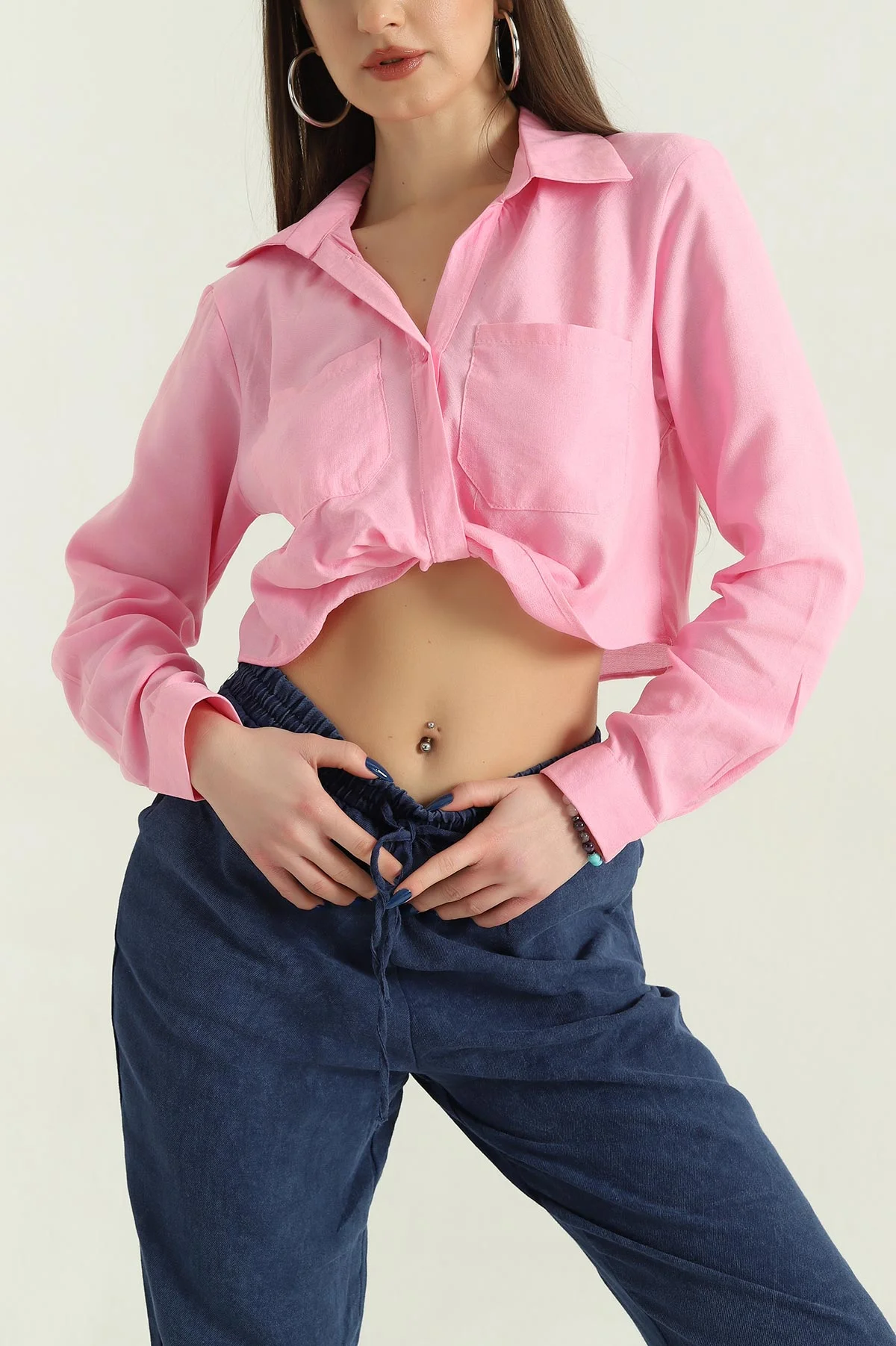 Pembe Çift Cep Önü Bağlı Bayan Crop Gömlek 336865