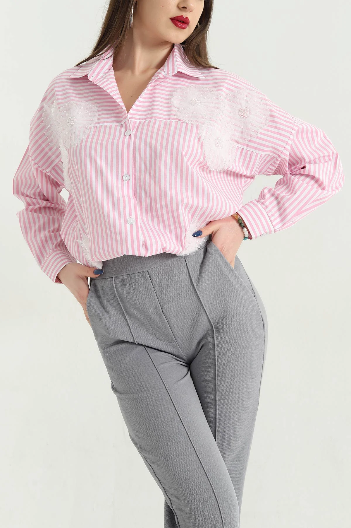 Pembe Çizgili Çiçek Detay Poplin Bayan Gömlek 337967