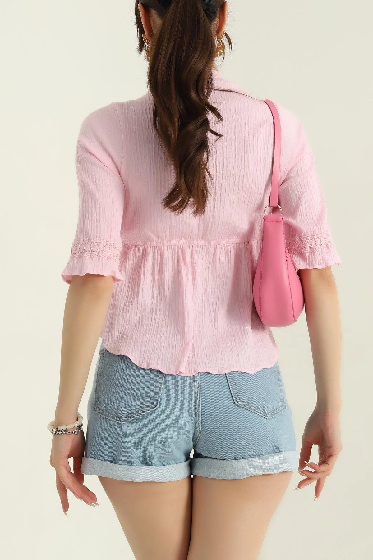 Pembe Dantelli Gofre Kadın Bluz 373826