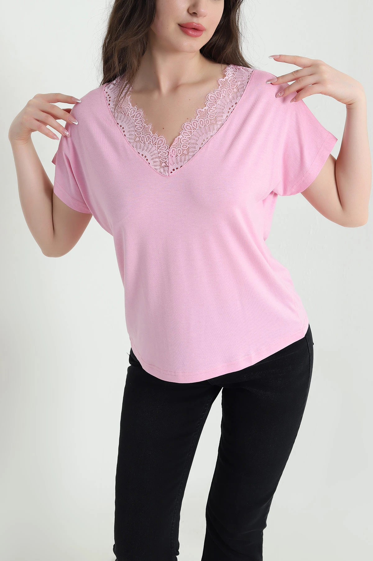 Pembe Dantelli Yaka Viskon Kadın Bluz 454390