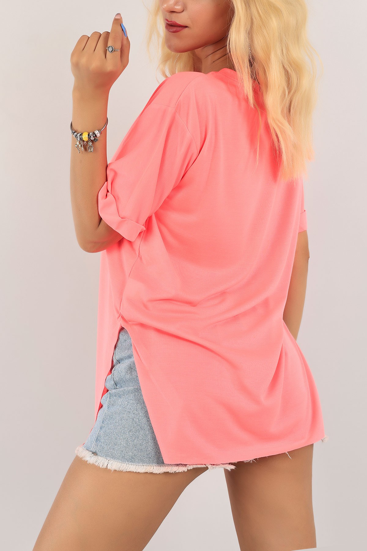Pembe Duble Kol Yırtmaçlı Tişört 125168
