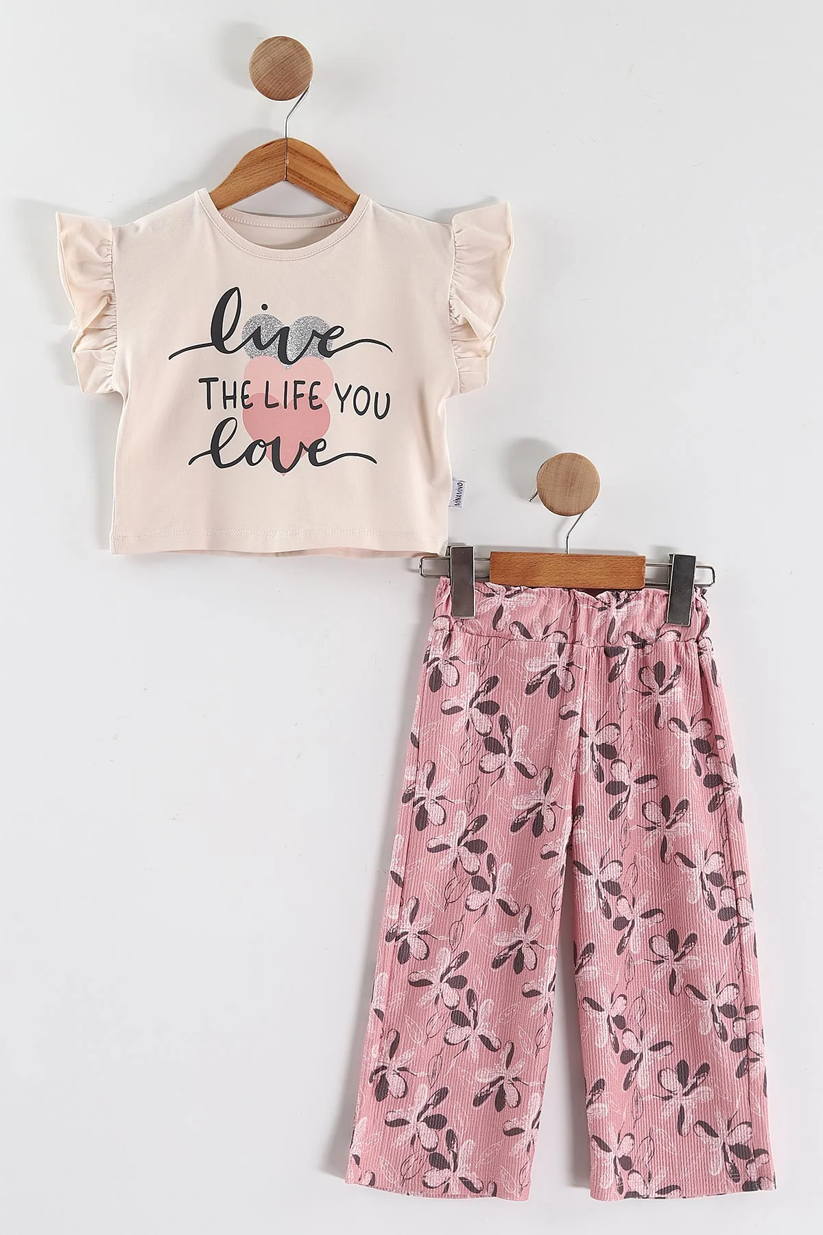 Pembe Ekru (1-5 Yaş) Pullu Live Baskılı Tişörtlü Kolları Fırfırlı Bürümcük Pantolonlu Kız Çocuk Yazlık Takım 438898