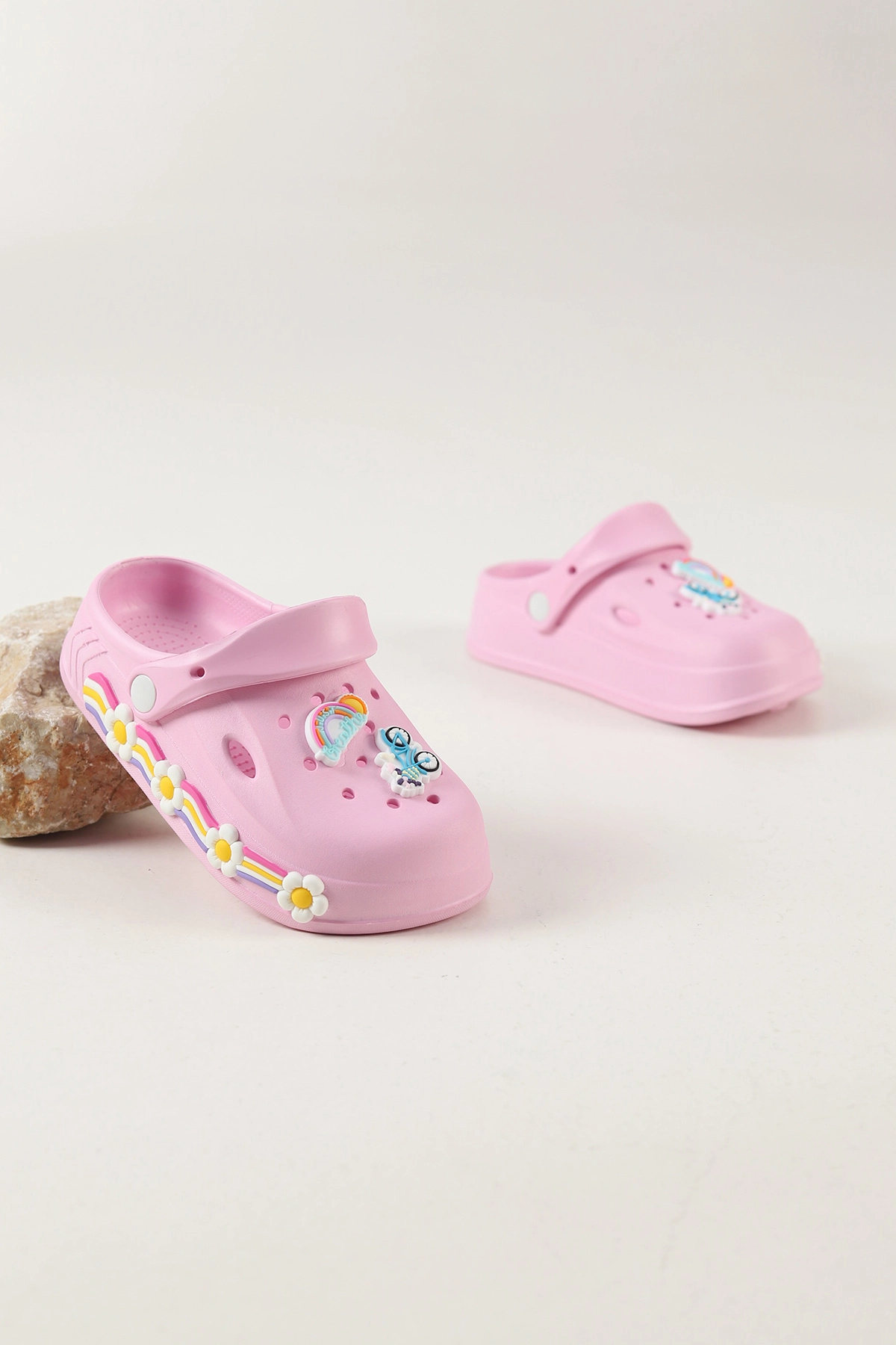 Pembe Figürlü Kız Çocuk Sandalet 462448