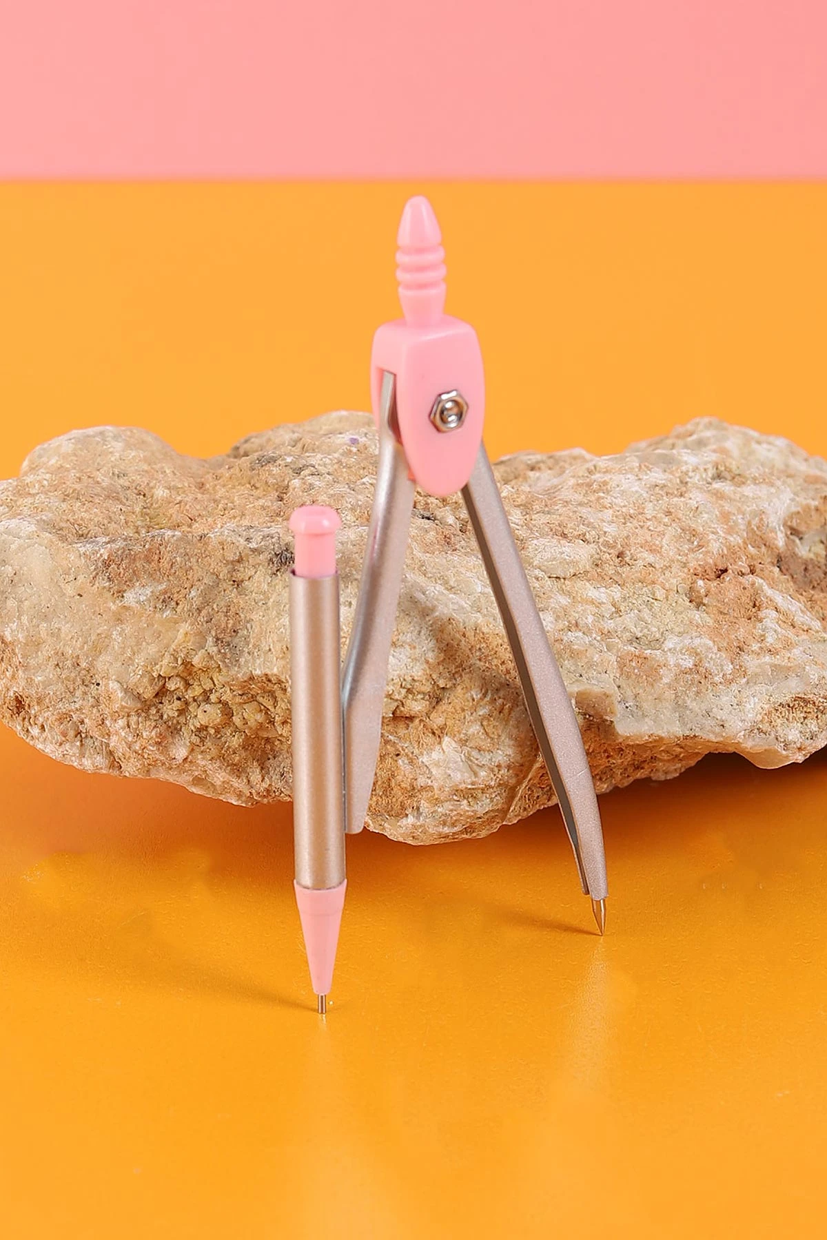 Pembe Fixpoint Pergel Kalemli P-2039 284362