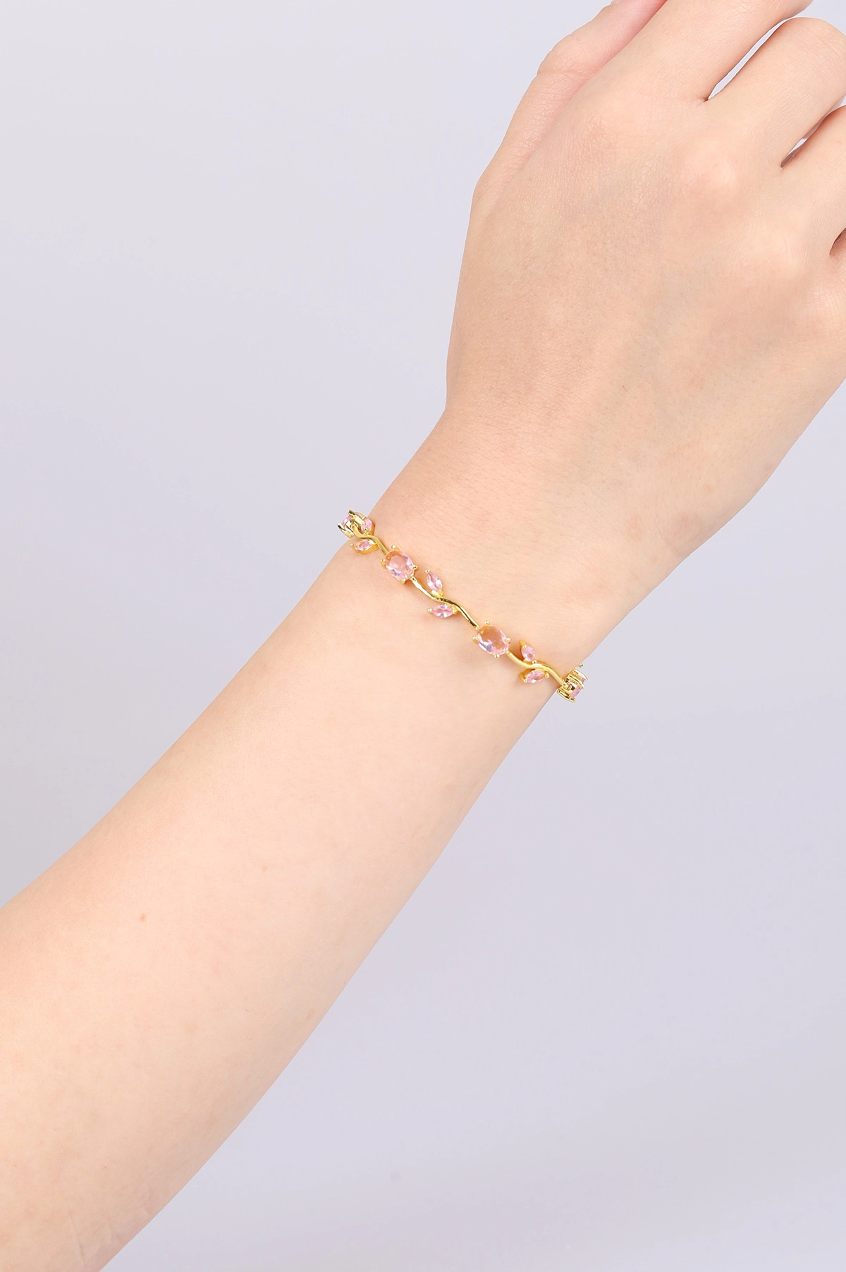 Pembe Gold Oval Taşlı Yapraklı Bileklik 468988