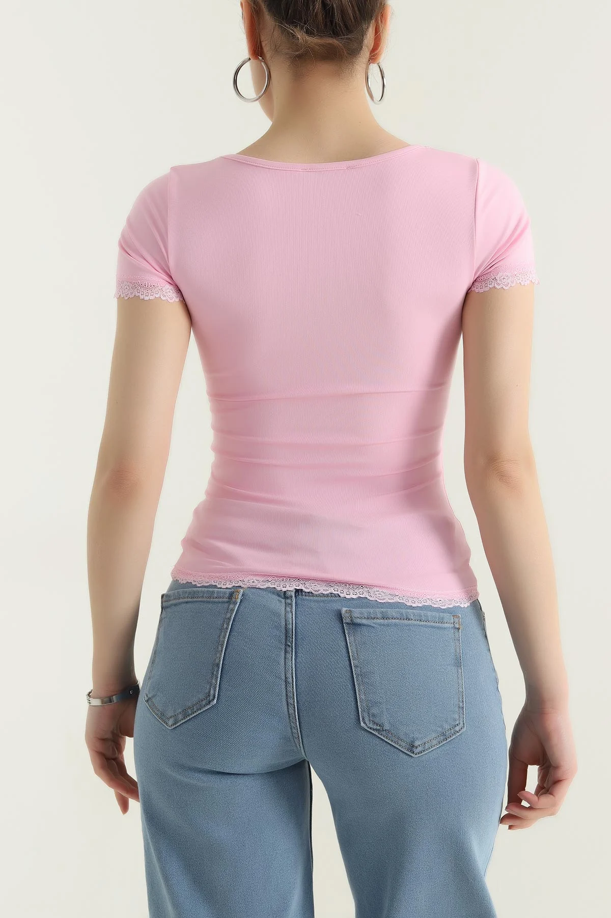 Pembe Güpürlü Kare Yaka Scuba Kadın Bluz 436626