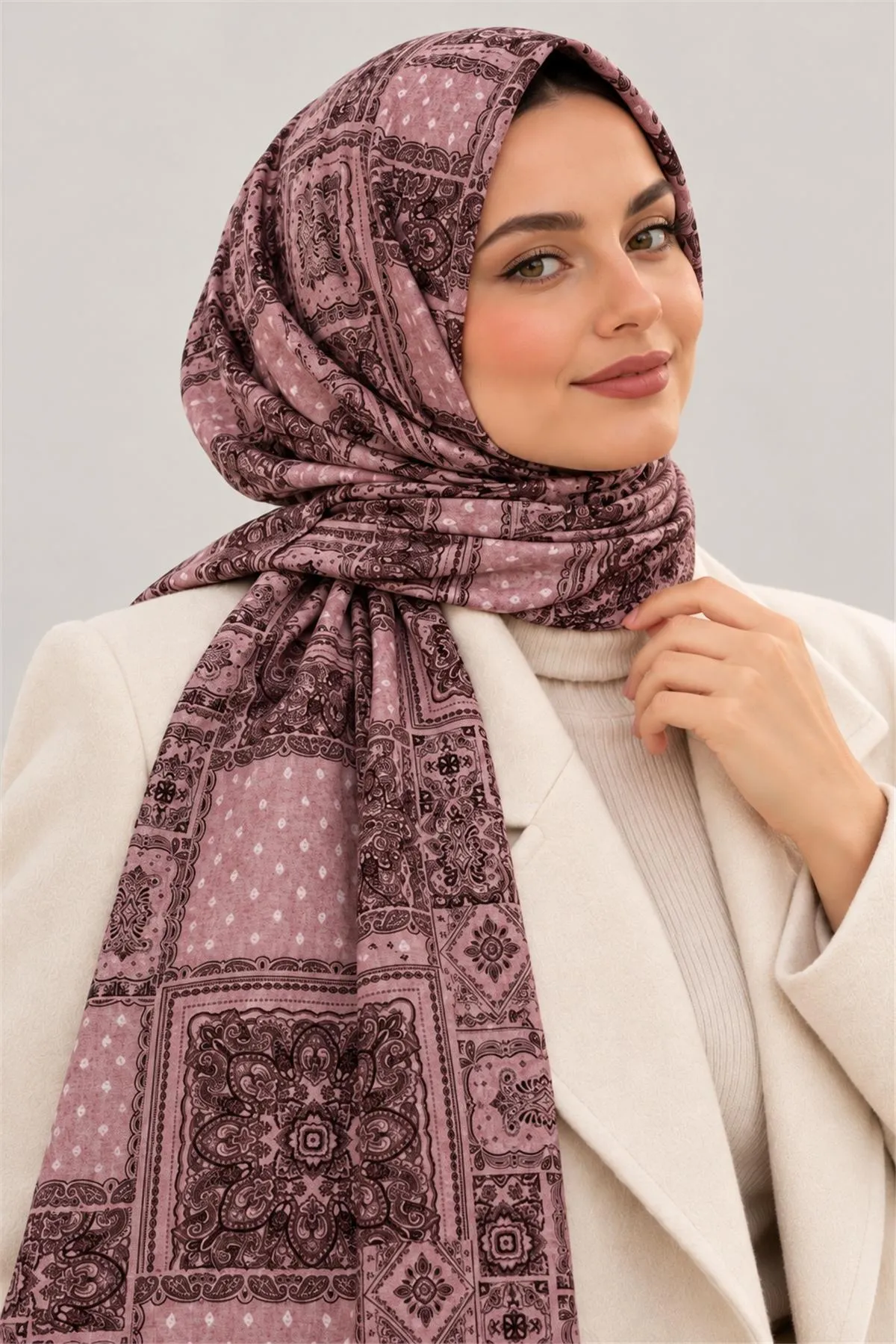 Pembe İthal Çift Tarafı Baskılı Yumuşak Dokulu Etnik Desenli Kadın Şal 90x180 cm 498751