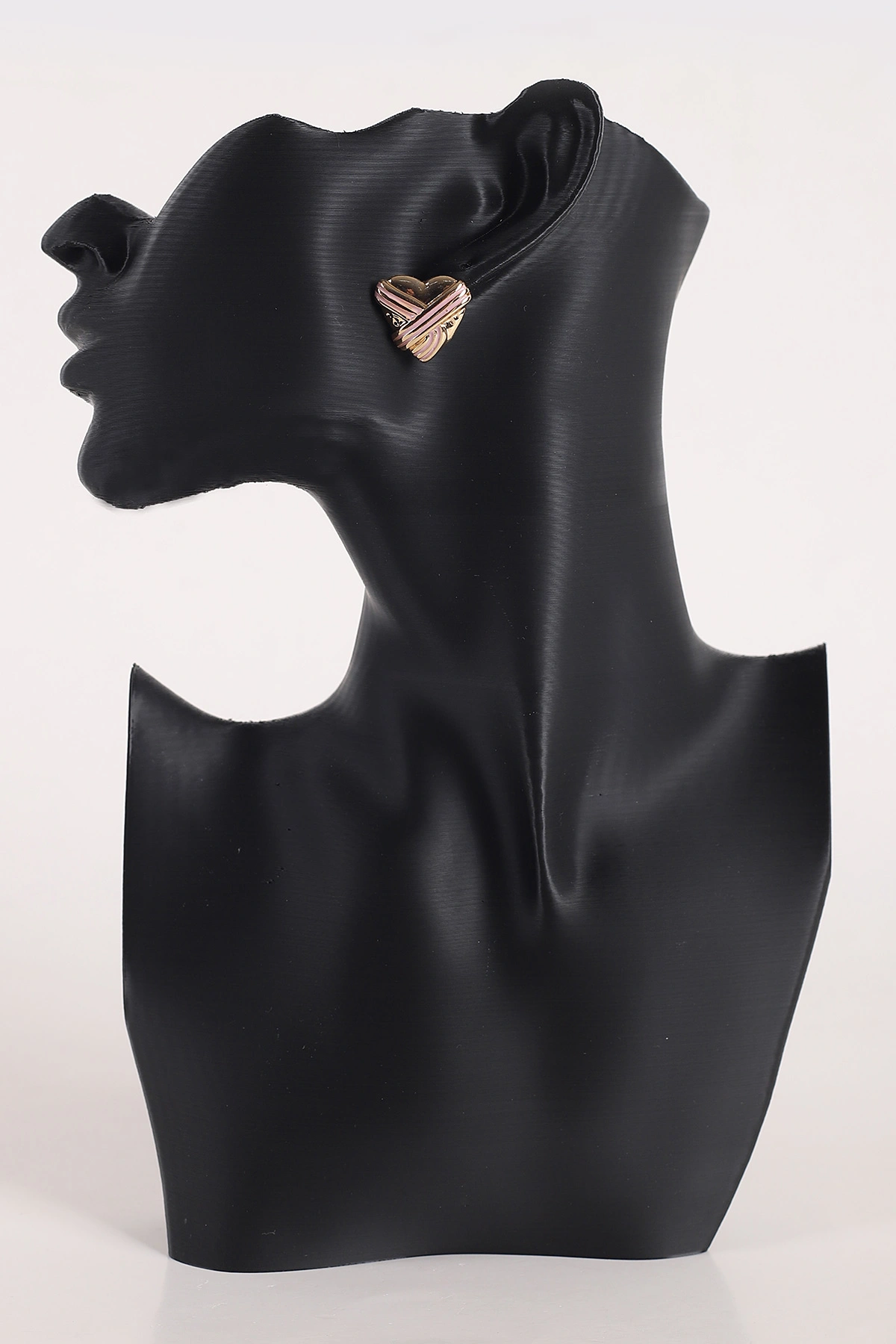 Pembe Kalp Model Gold Detaylı Çivi Küpe 368620