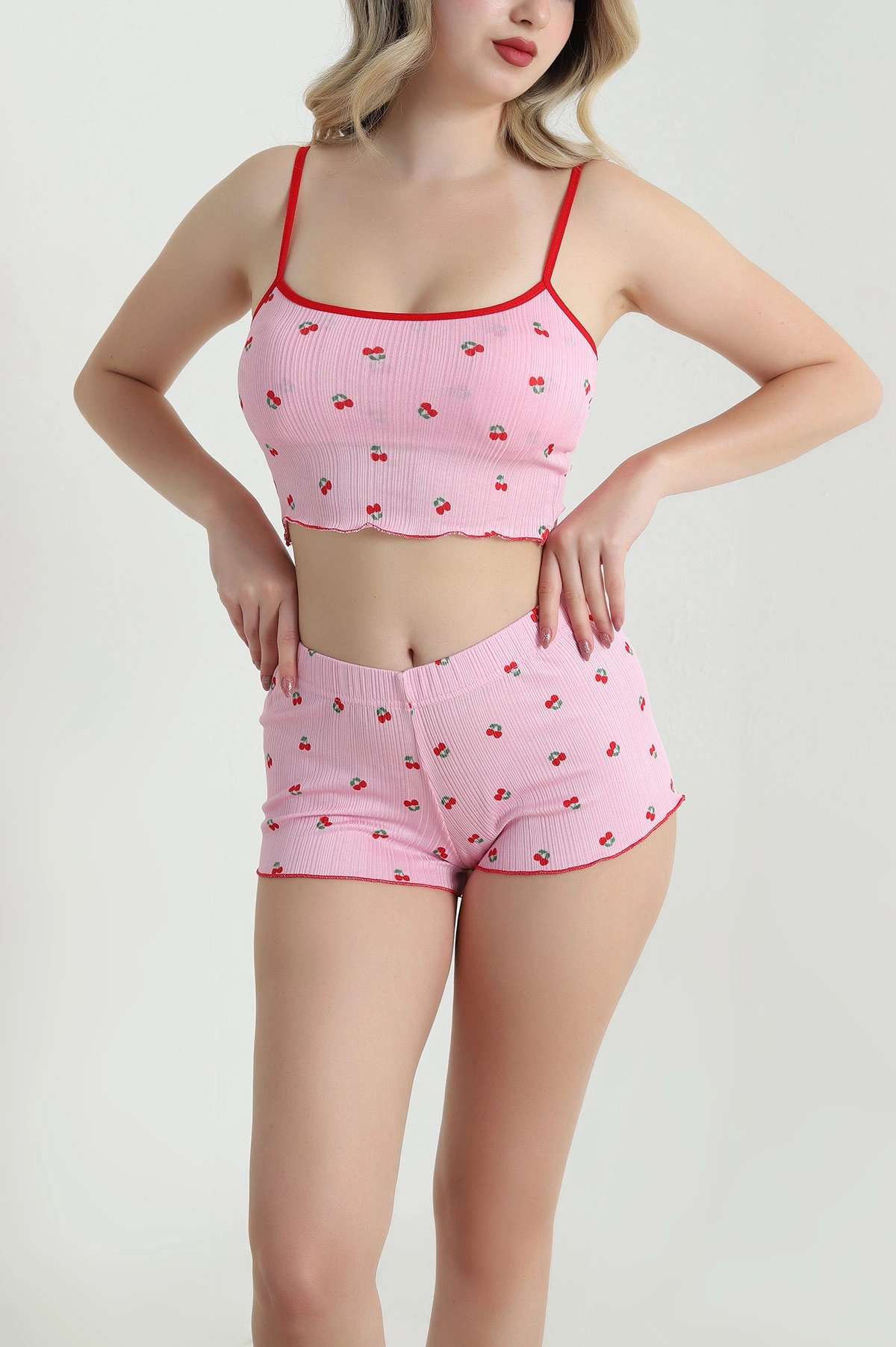 Pembe Kiraz Desenli Kadın Şortlu Takım 466605