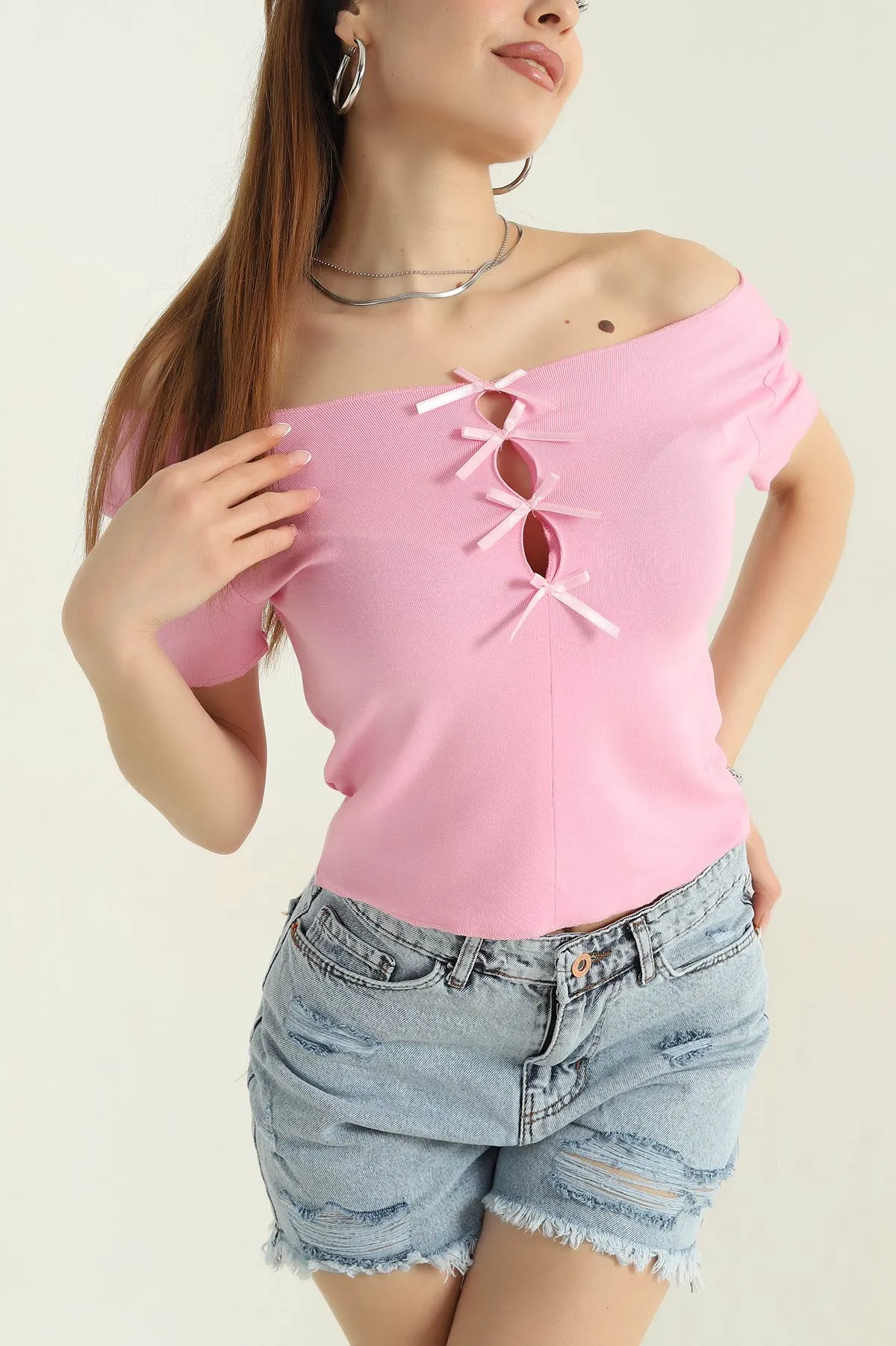 Pembe Kurdela Tasarım Bluz 357411