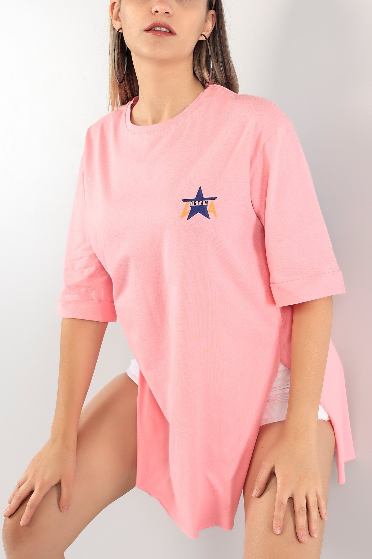 Pembe Ön Arka Baskılı Yırtmaçlı Tişört 114651