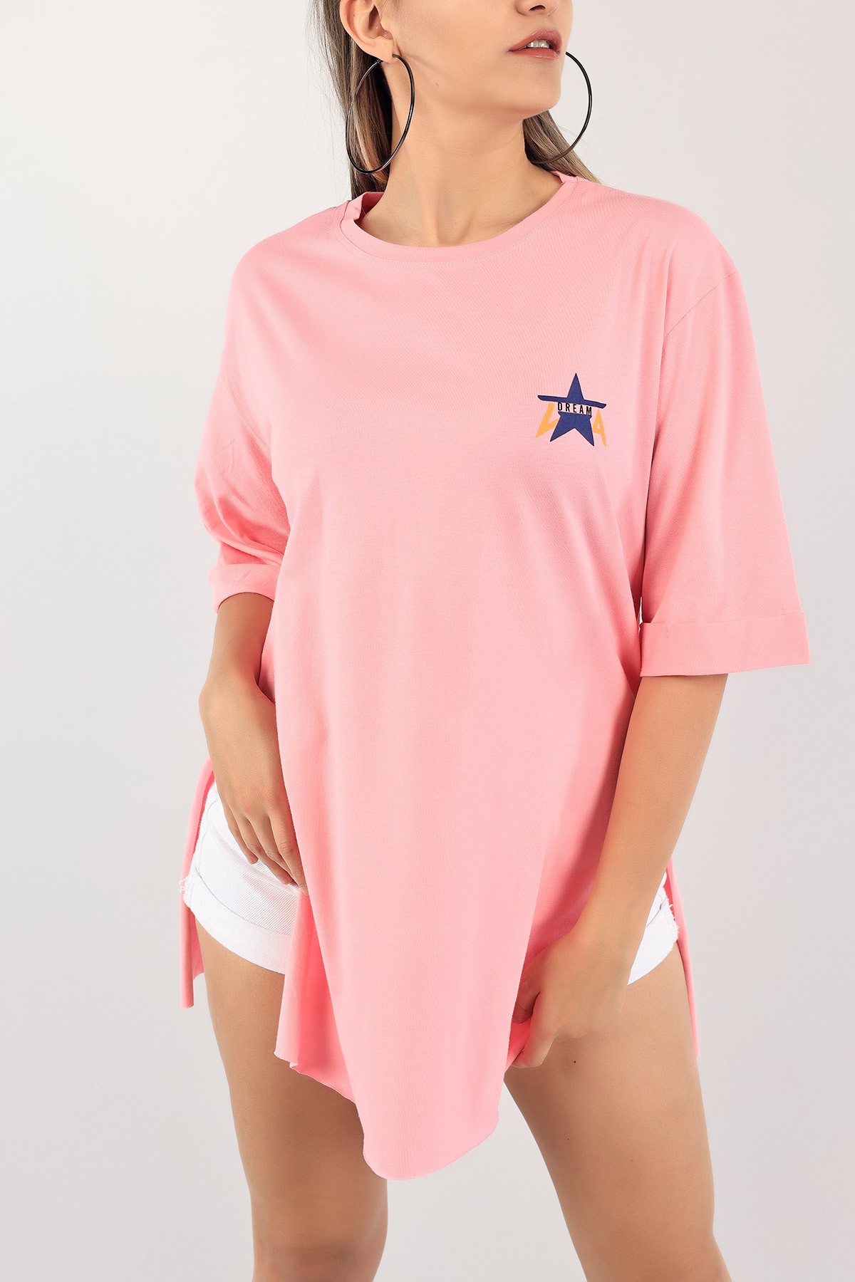 Pembe Ön Arka Baskılı Yırtmaçlı Tişört 114651