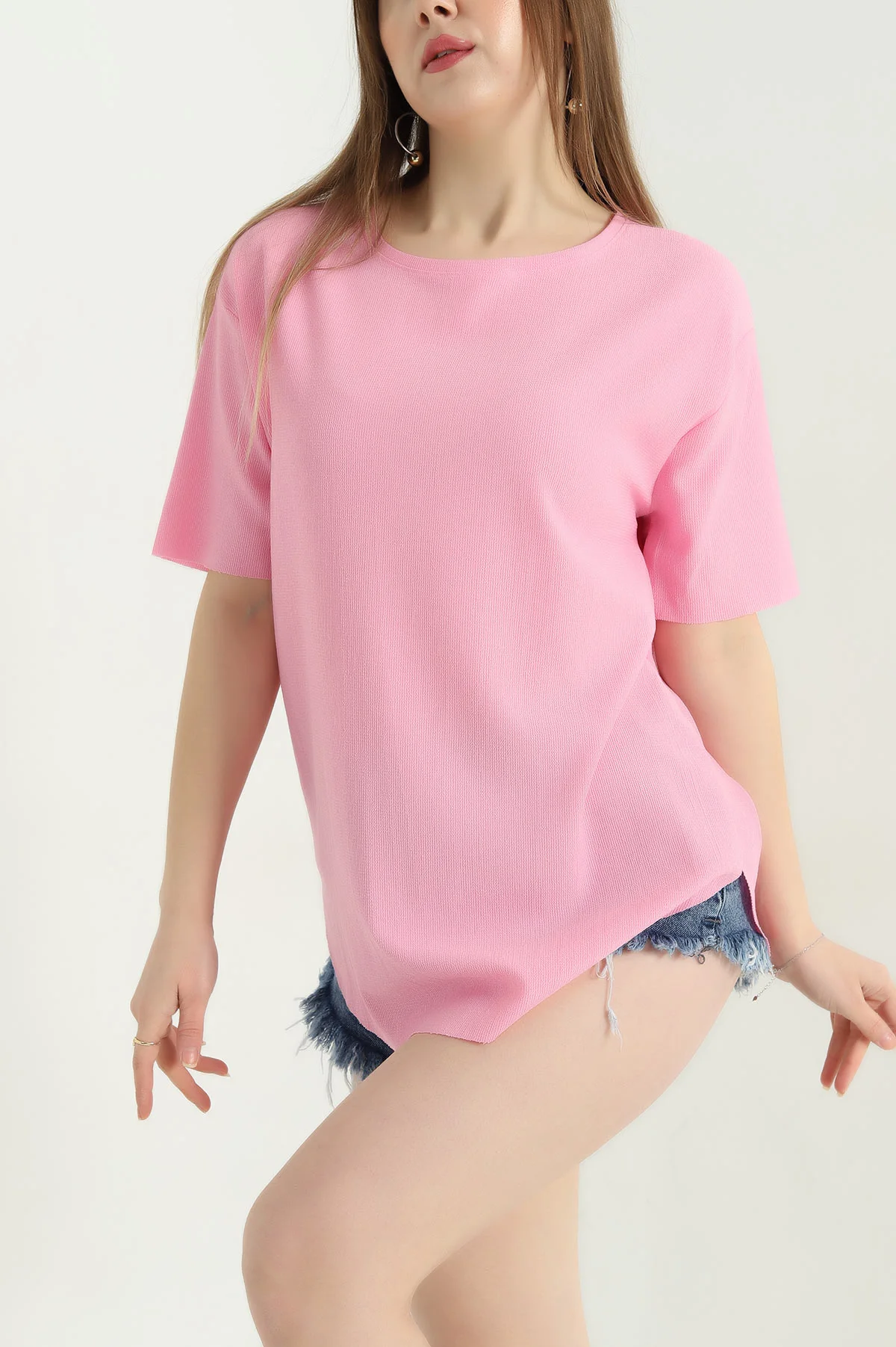 Pembe Oval Kesim Dokulu Tişört 337674