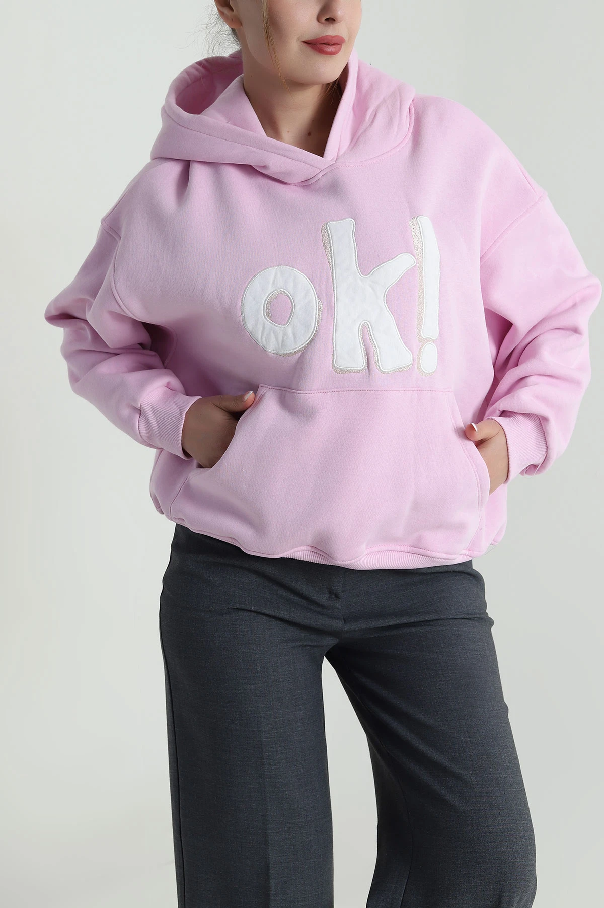 Pembe Şardonlu Üç İp Nakışlı Kadın Sweat 486718