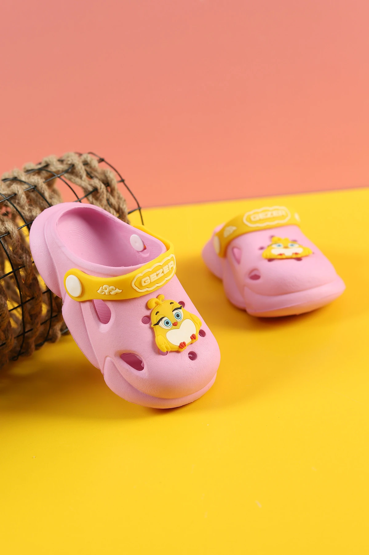 Pembe Sarı (21-26) Figürlü Eva Bebe Terlik & Sandalet 259144