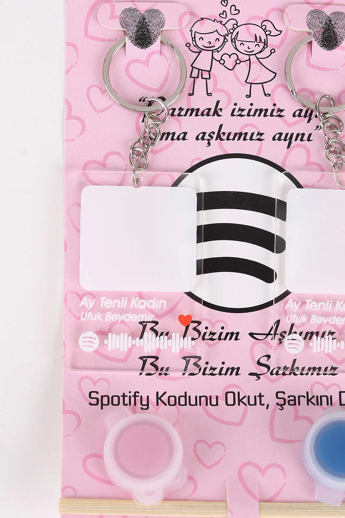 Pembe Sevgili Parmak Izi Anahtarlık Seti (Ay Tenli Kadın - Ufuk Beydemir  ) 473917