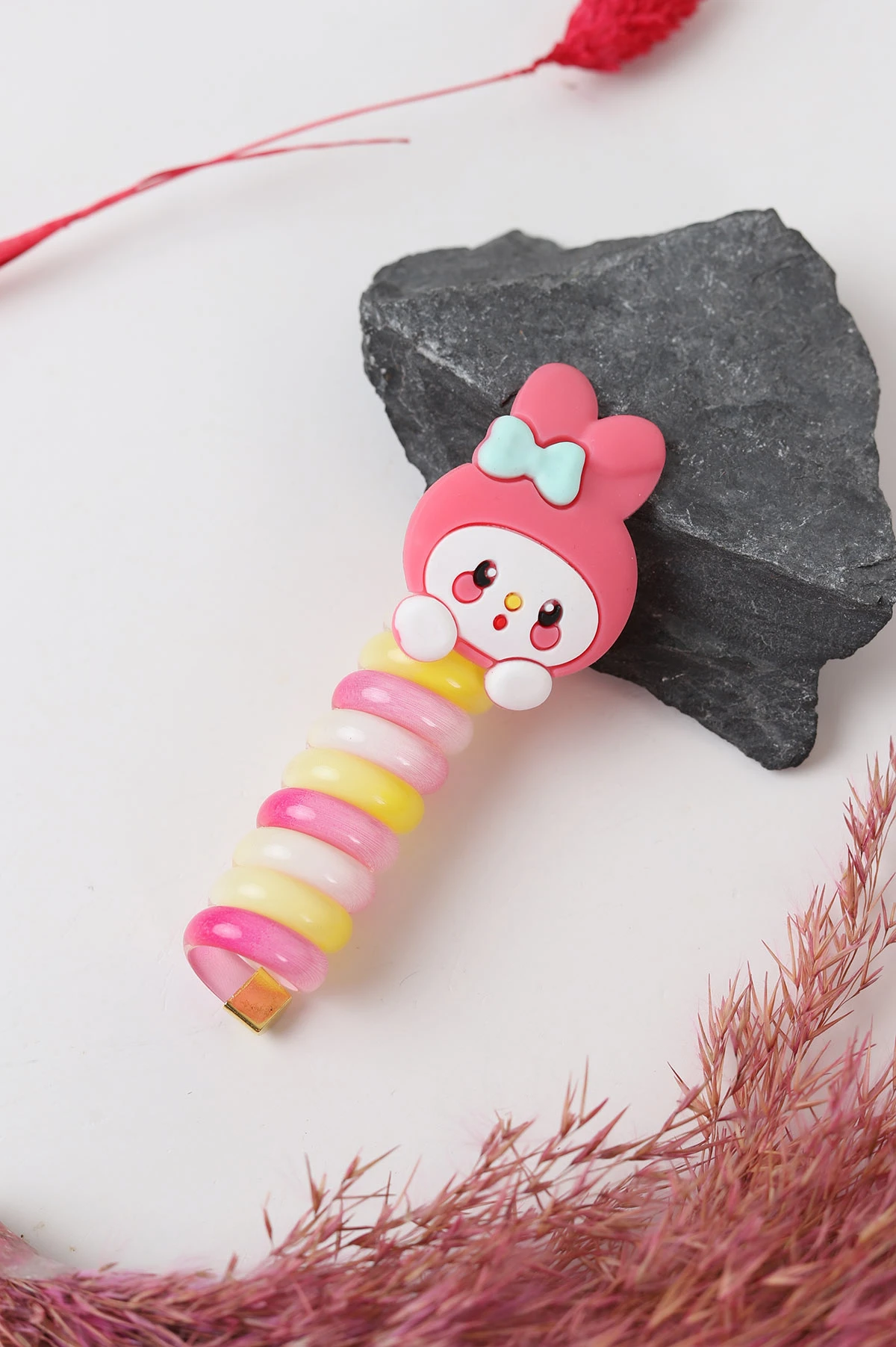 Pembe Sevimli Figürlü Spiral Toka 293400