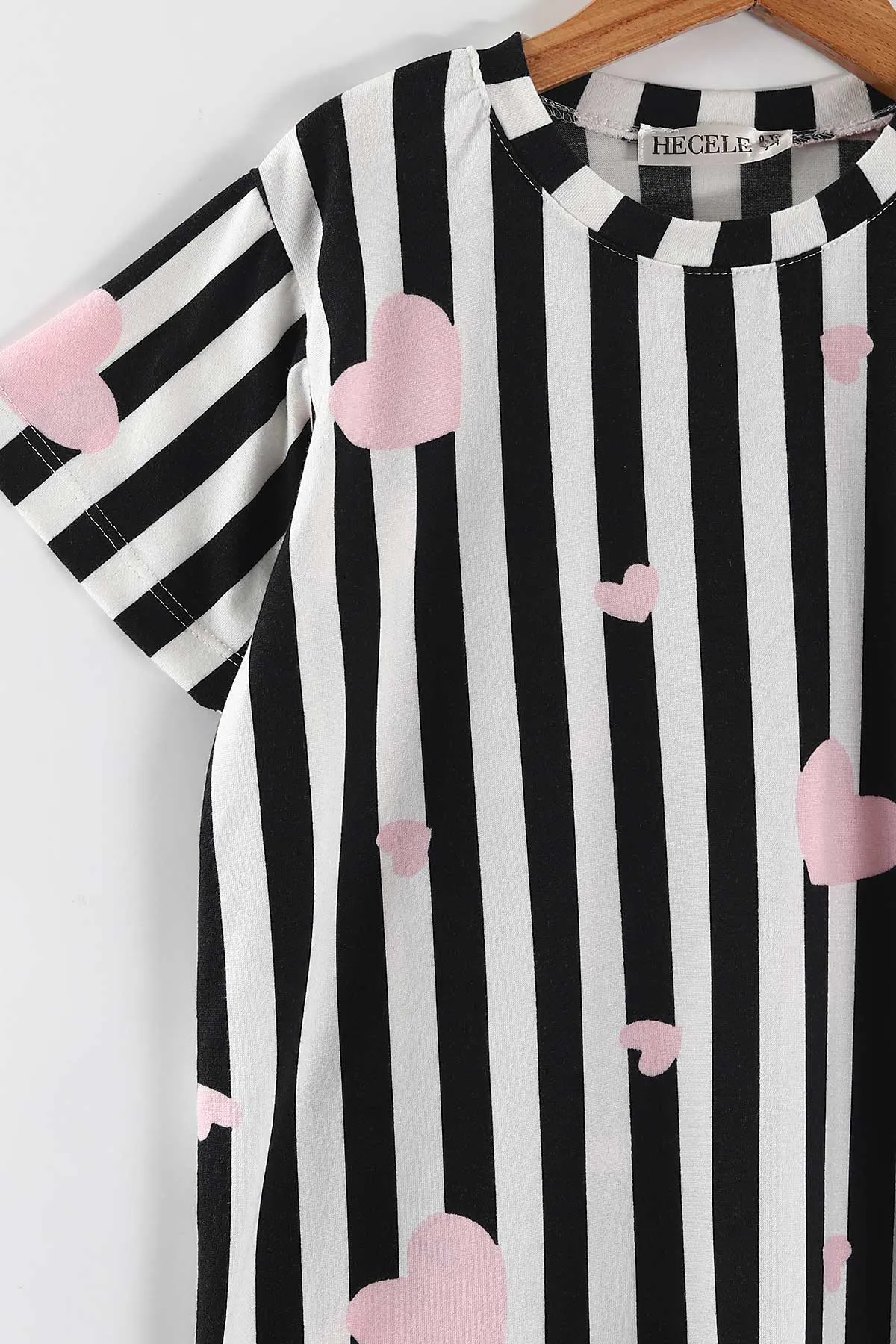 Pembe Siyah  (4-16 Yaş)Çizgili Kalp Desenli Kız Çocuk Pijama Takım 466326