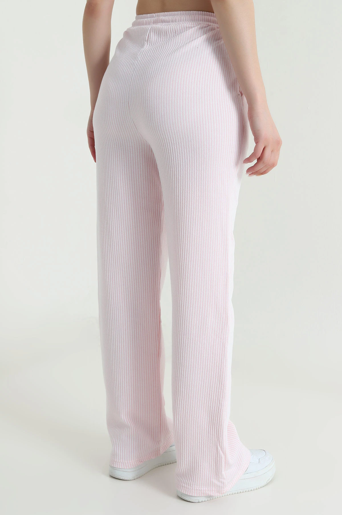 Pembe Su Yolu Çizgili Kadın Pantolon 473890