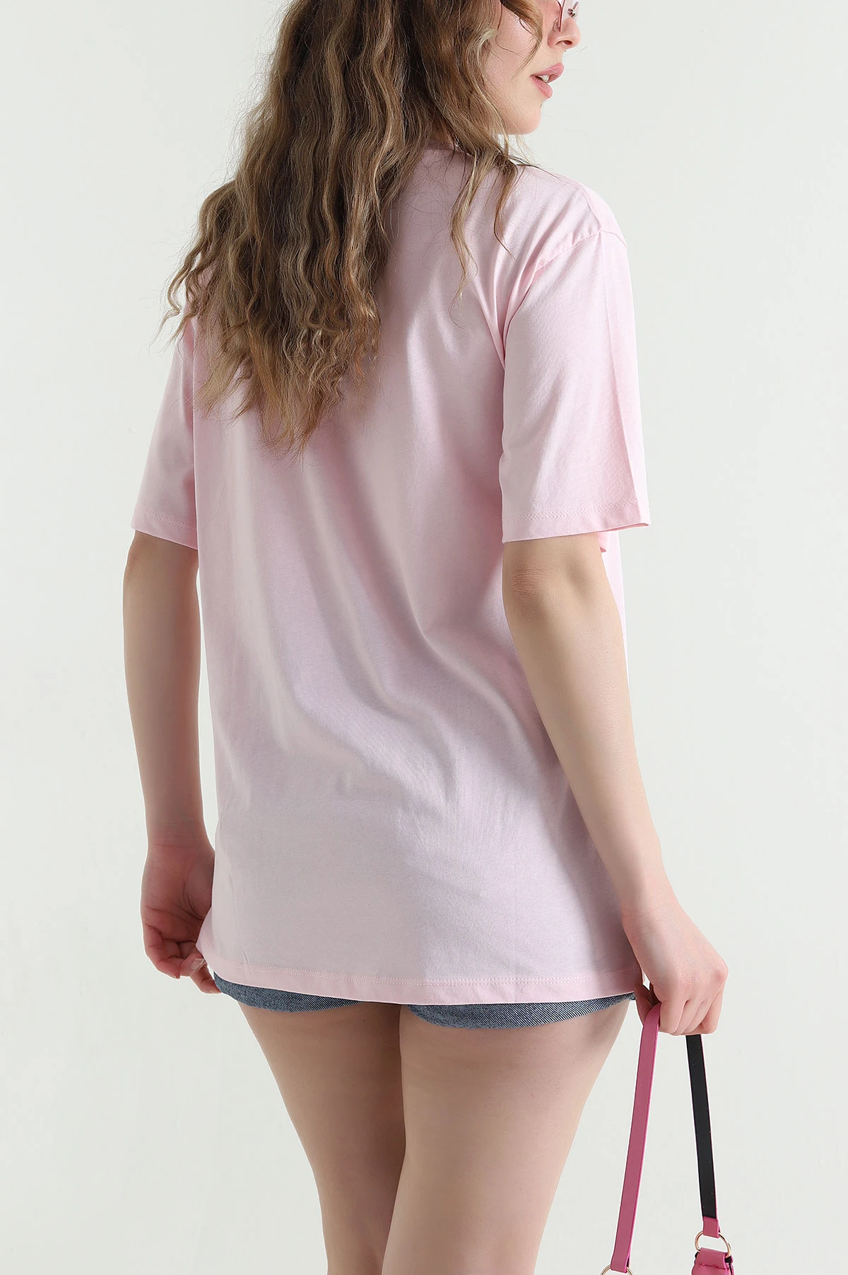Pembe Taşlı Tasarım Oversize Süprem Kadın Tişört 451802