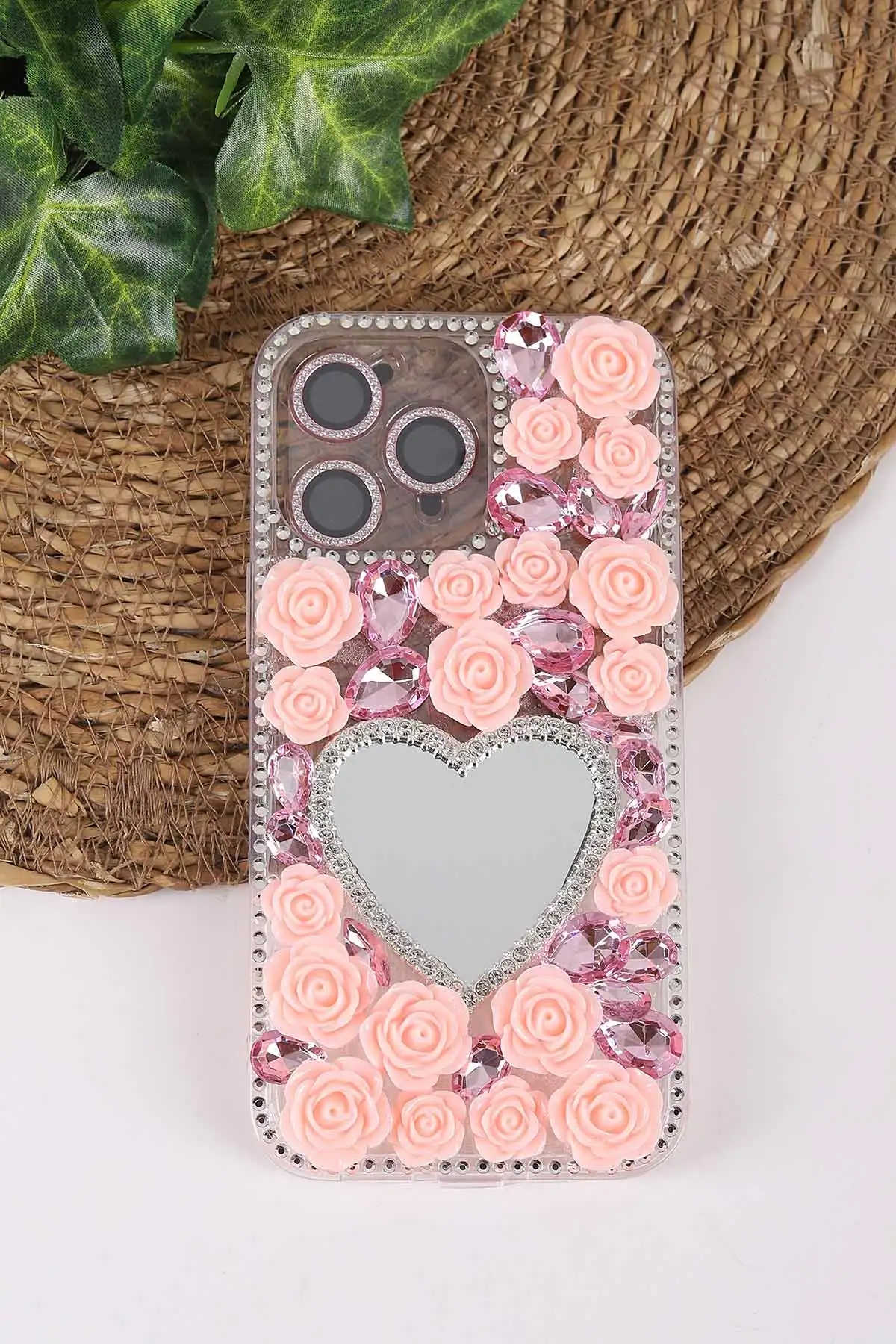 Pembe TeknoCase İPhone 14 Pro Max Uyumlu Beauty Case Serisi Lens Hediyeli Premium Sert Silikon Telefon Kılıfı 430441