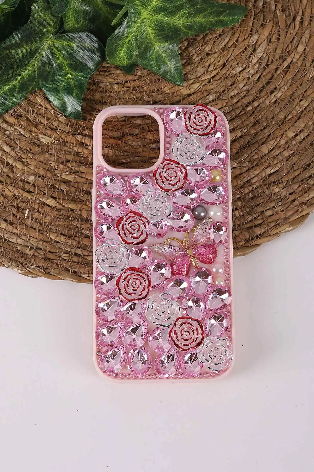 Pembe TeknoCase İPhone 15 Uyumlu Daisy Case Serisi Taşlı Vakumlu Sert Silikon Telefon Kılıfı 431063