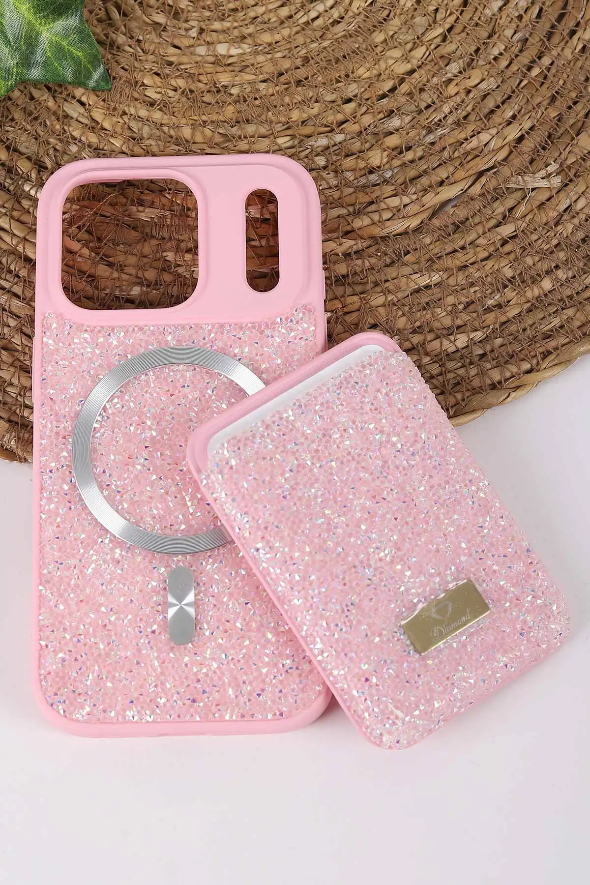 Pembe TeknoCase İPhone 17 Pro Uyumlu Viola Diamond Case Serisi Kartlıklı Lens Hediyeli Sert Silikon Telefon Kılıfı 430865