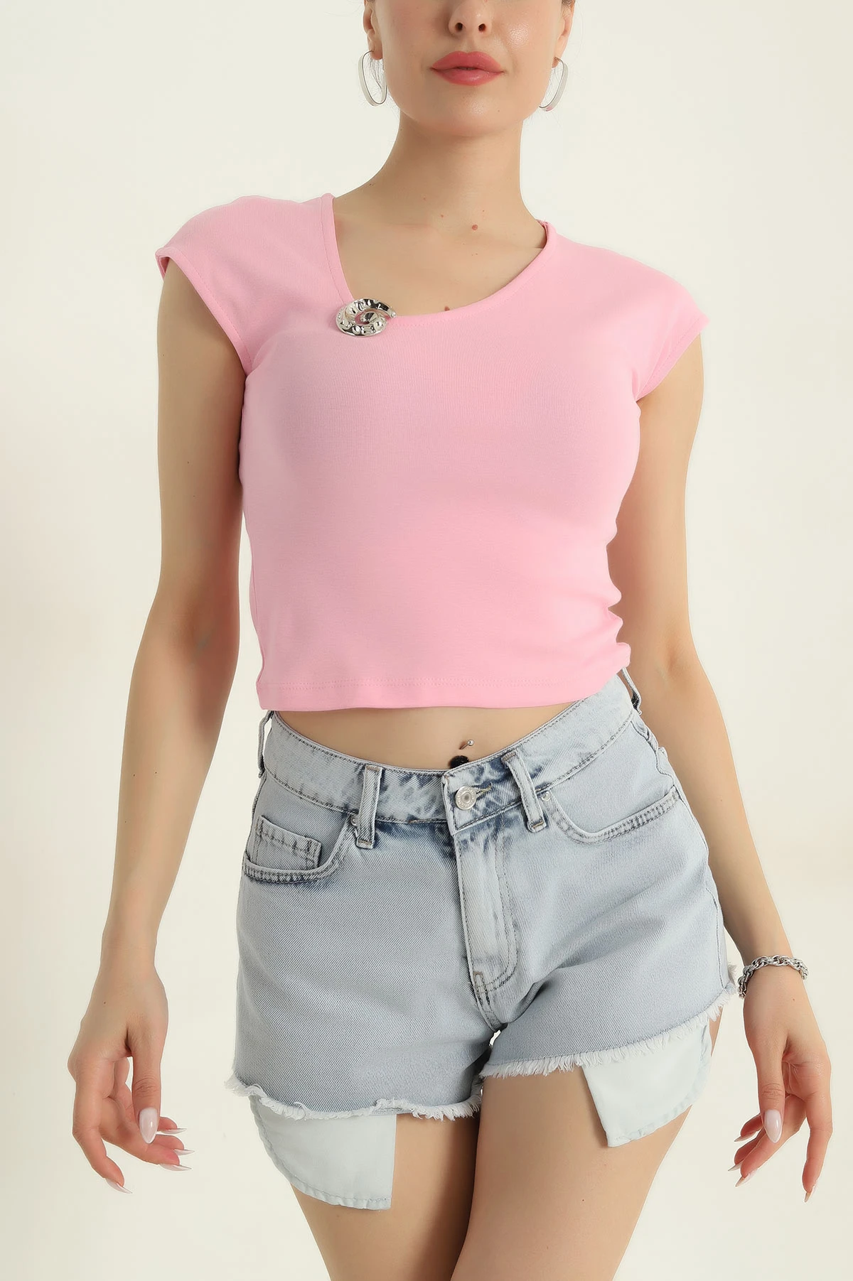 Pembe Toka Detay Kadın Bluz 376339