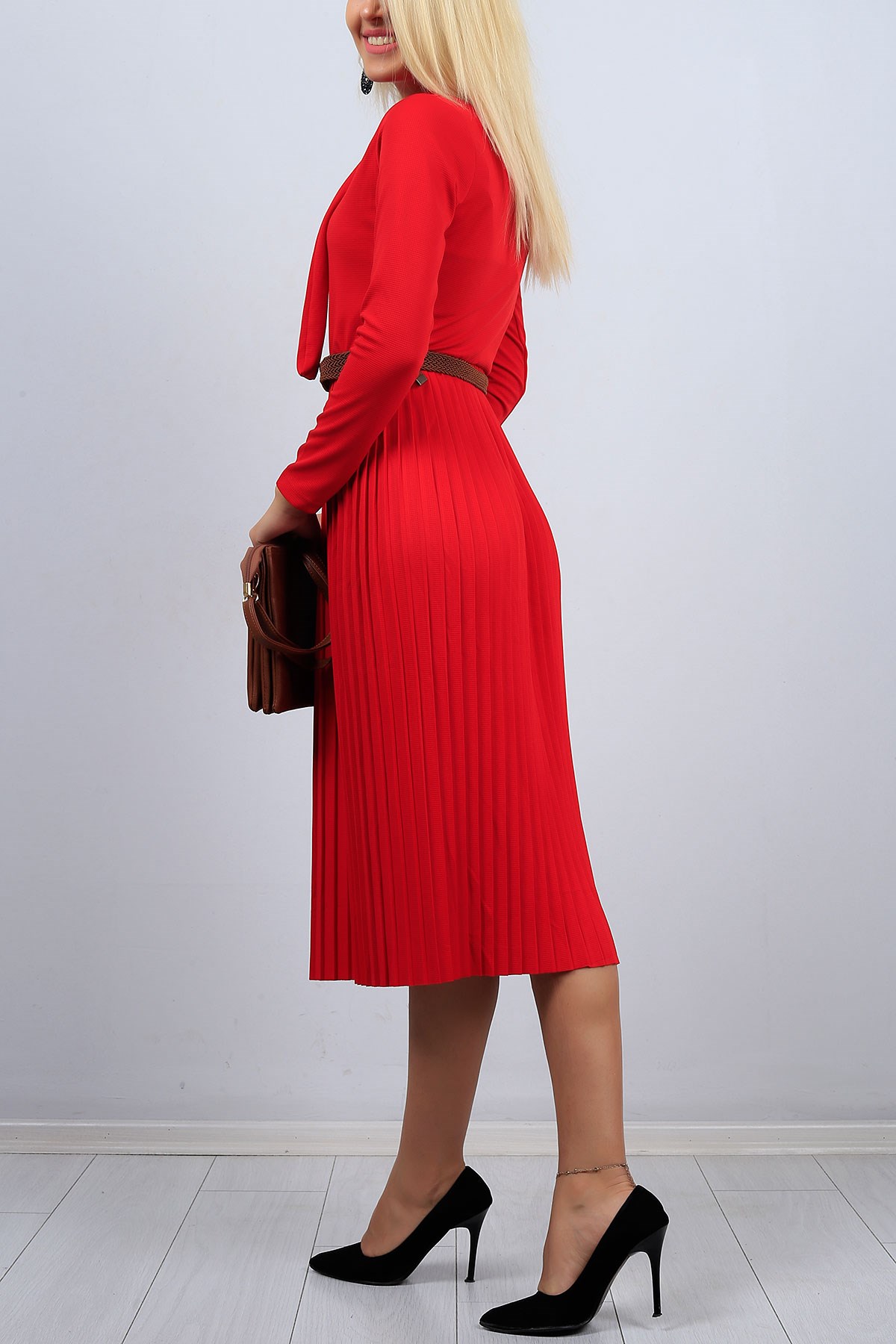 Pileli Yaka Detay Kırmızı Bayan Elbise 9550B