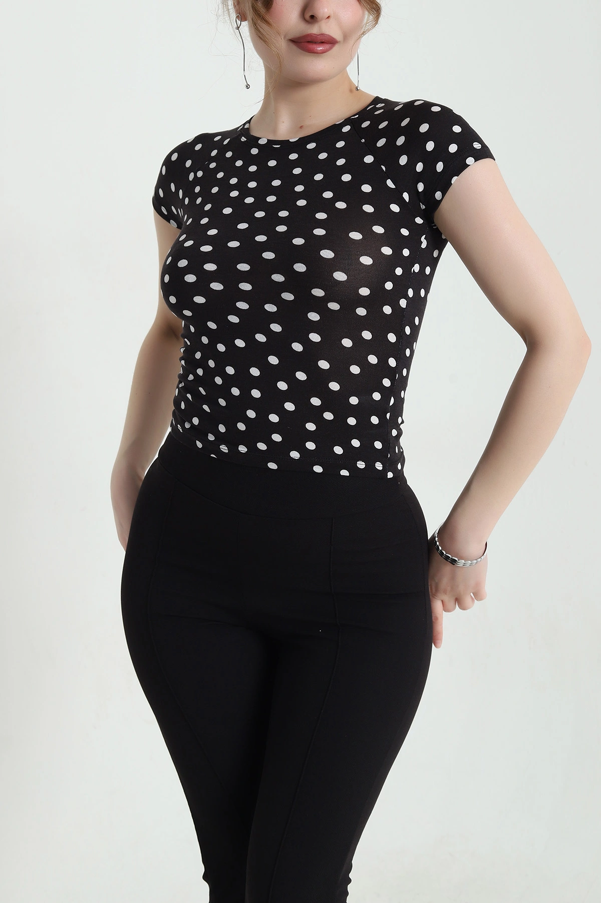 Puantiyeli Viskon Kadın Bluz 453685