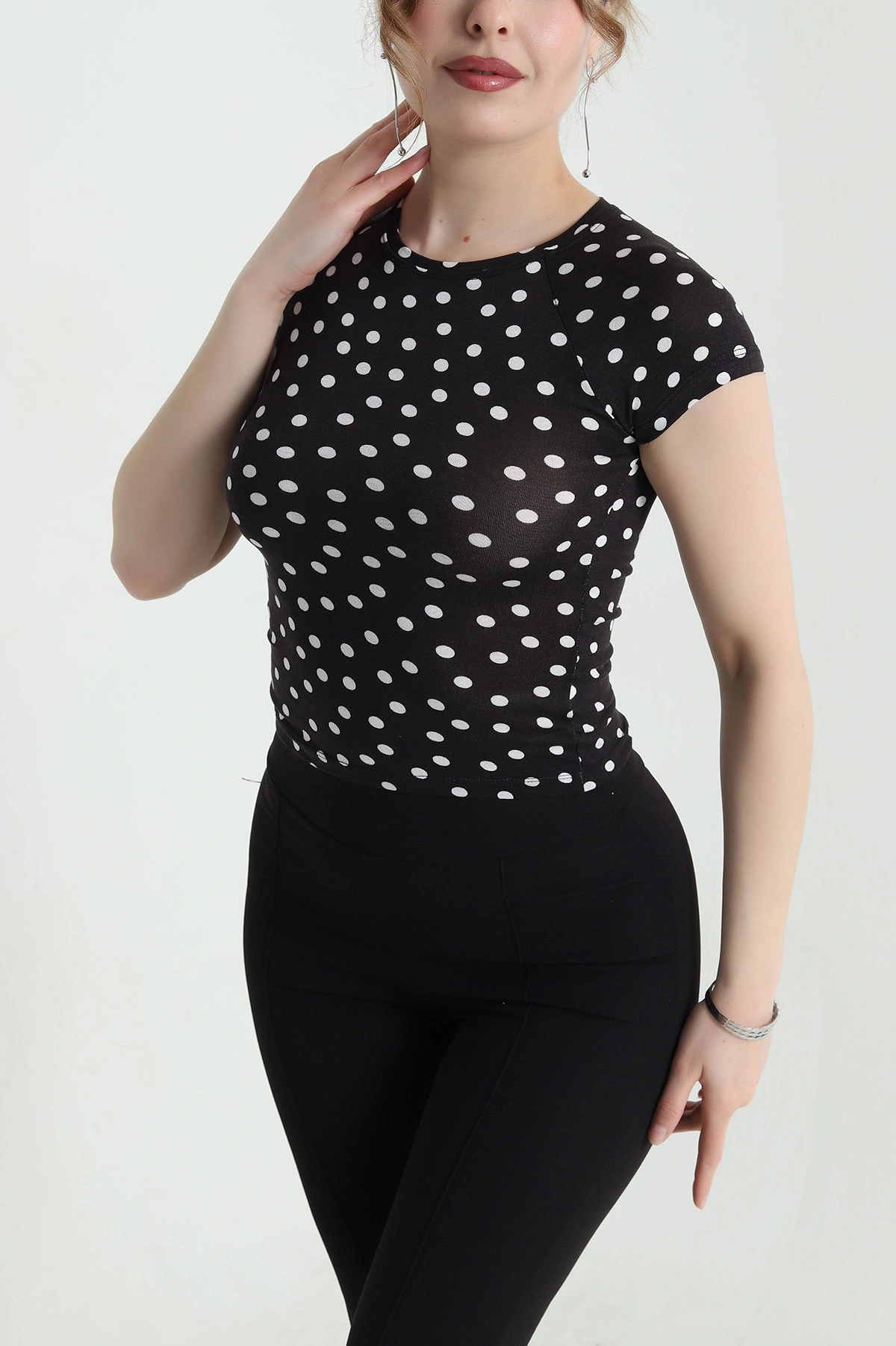 Puantiyeli Viskon Kadın Bluz 453685