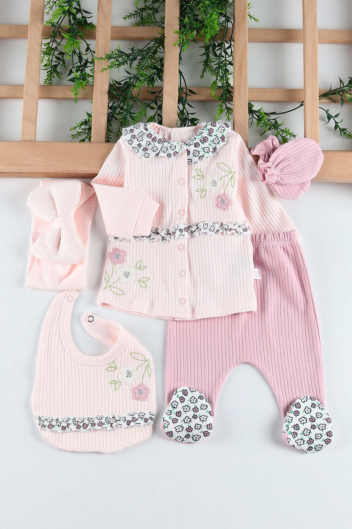 Pudra (0-3 Ay) Çiçek Nakışlı Yaka Detaylı 5'li Kız Bebe takım 201253