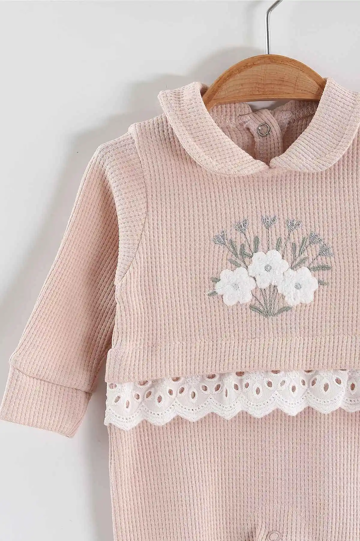 Pudra (1-9 Ay)Çiçek Nakışlı Fisto Detaylı Patikli Kız Bebek Tulum 434932