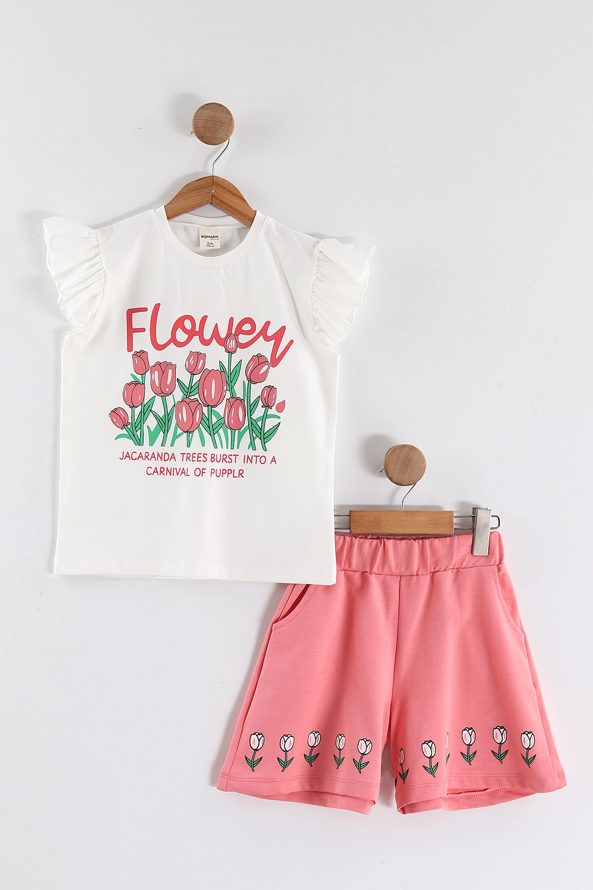 Pudra (1-9 Yaş) Flower Baskılı Koldan Fırfırlı Tişörtlü ve Cepli Şortlu Süprem Kız Çocuk Yazlık Takım 456417