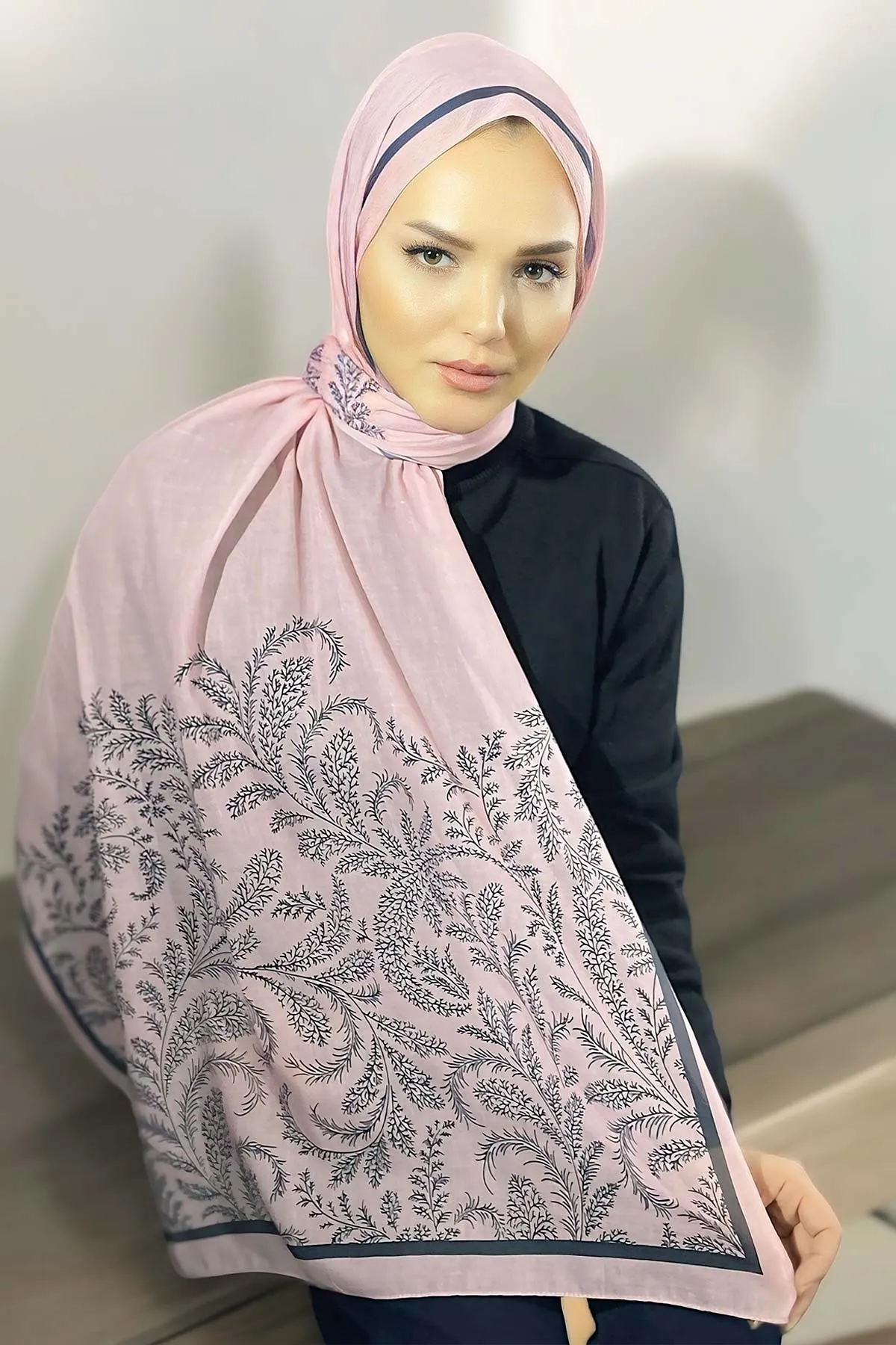 Pudra 180X70 cm Dijital Baskı Flovery Desenli Pamuk Şal 335035