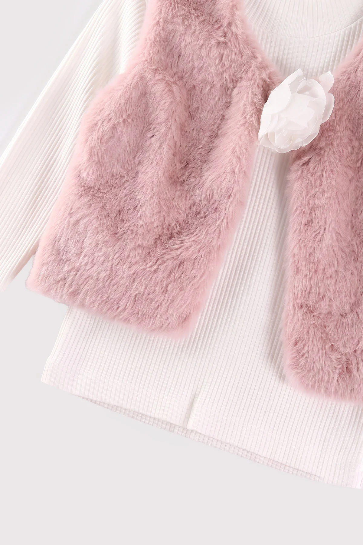 Pudra (2-6 Yaş) Kadife Pantolon ve Peluş Yelekli Kız Çocuk 3'lü Takım 483687
