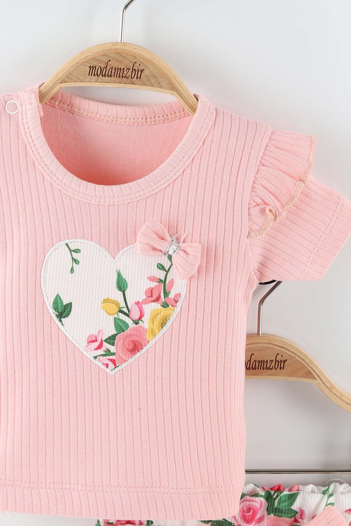 Pudra (3-15 Ay) Fiyonklu Çiçek Baskılı Kalp Nakışlı Kız Bebe Takım 162155