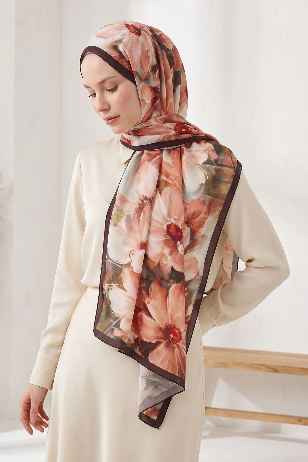 Pudra 75*180 Cm Çok Çiçek Baskılı Dijital Soft Tülbent Şal 469385