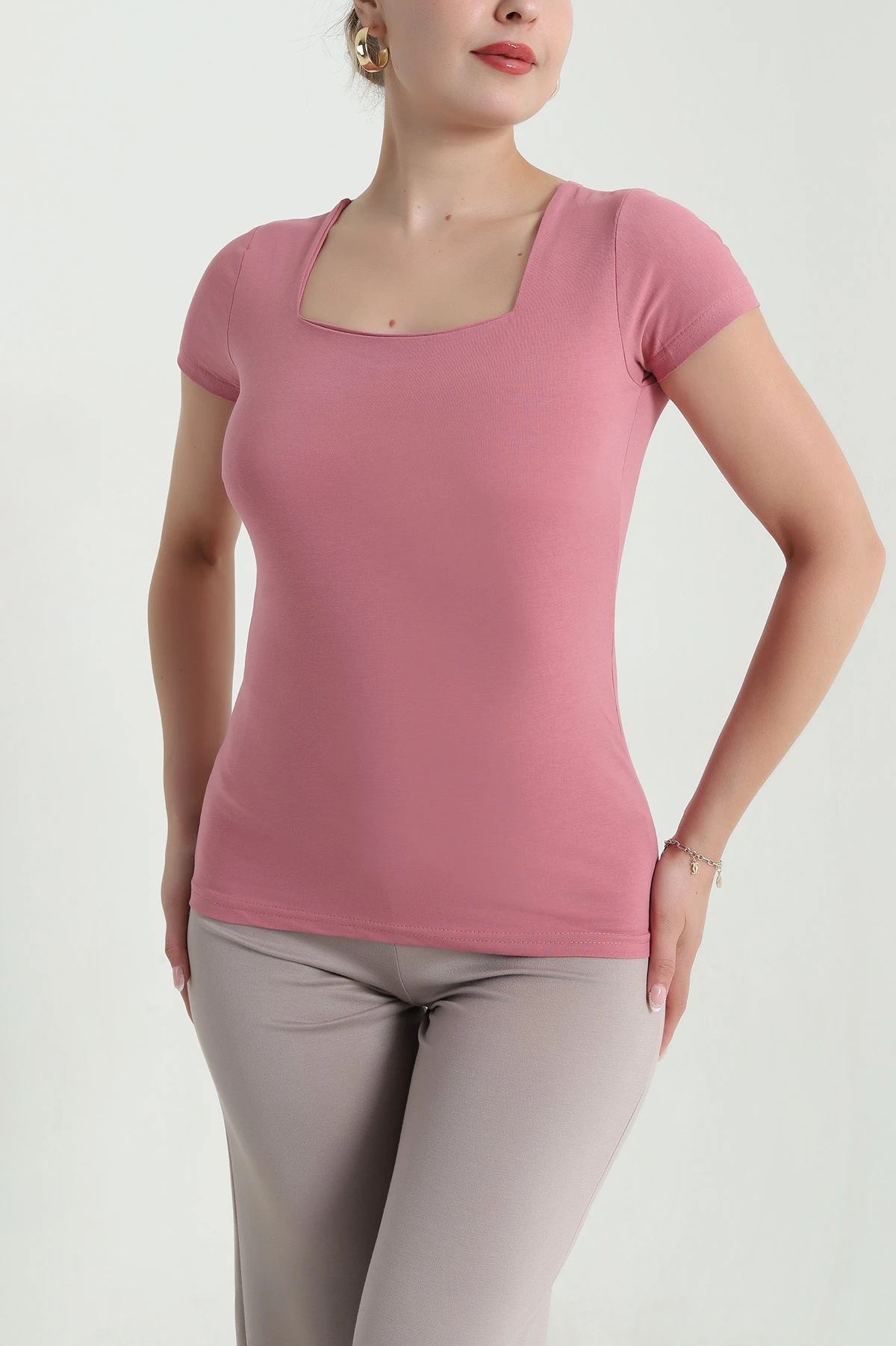 Pudra Kare Yaka Kadın Body 478366