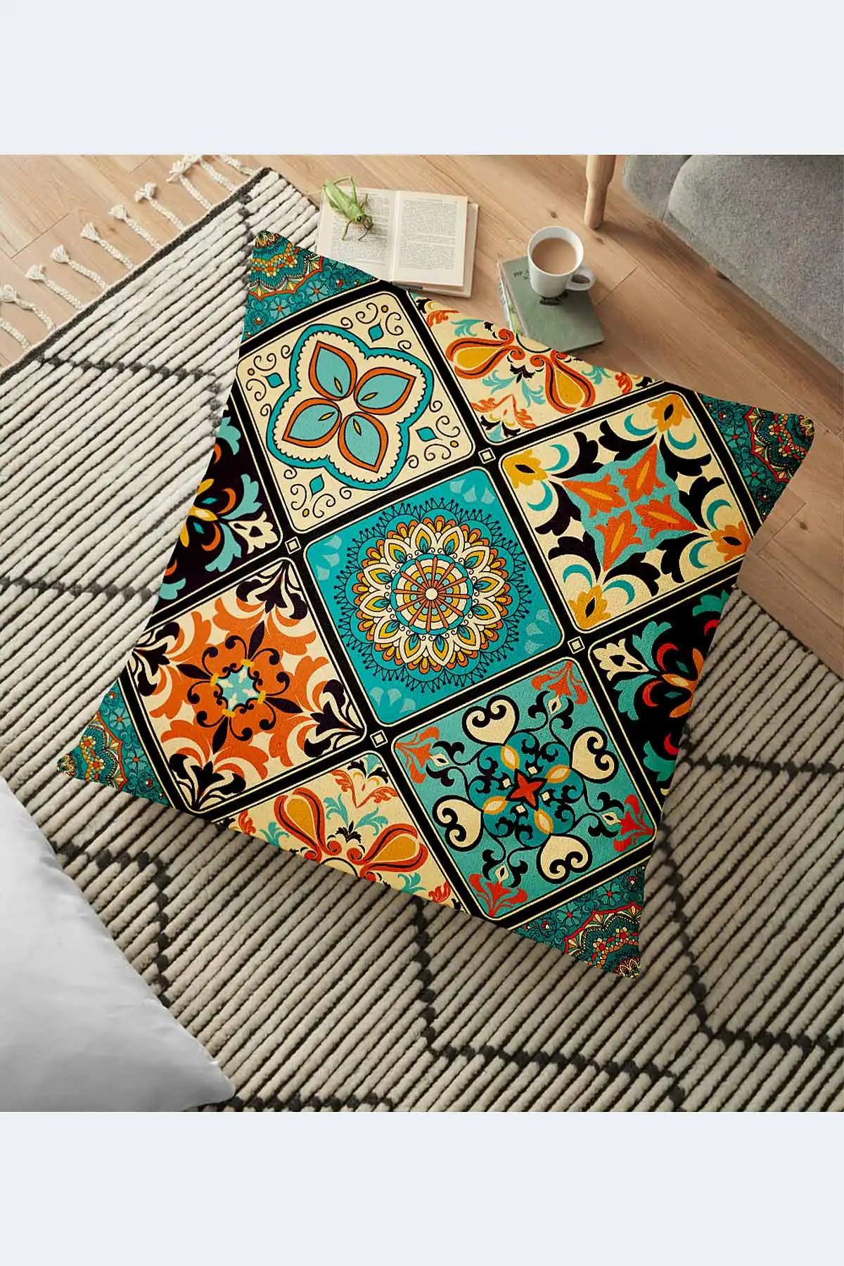 70x70 Modern Baskılı Dekoratif Yer Minderi Kılıfı 320418