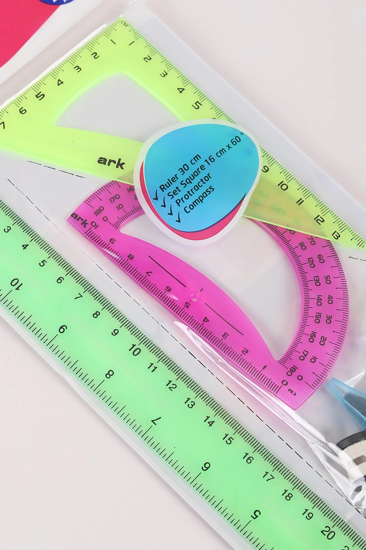 Renkli Ark Pergelli Plastik Esnek Kırılmaz Cetvel Takımı 4 Parça 457043