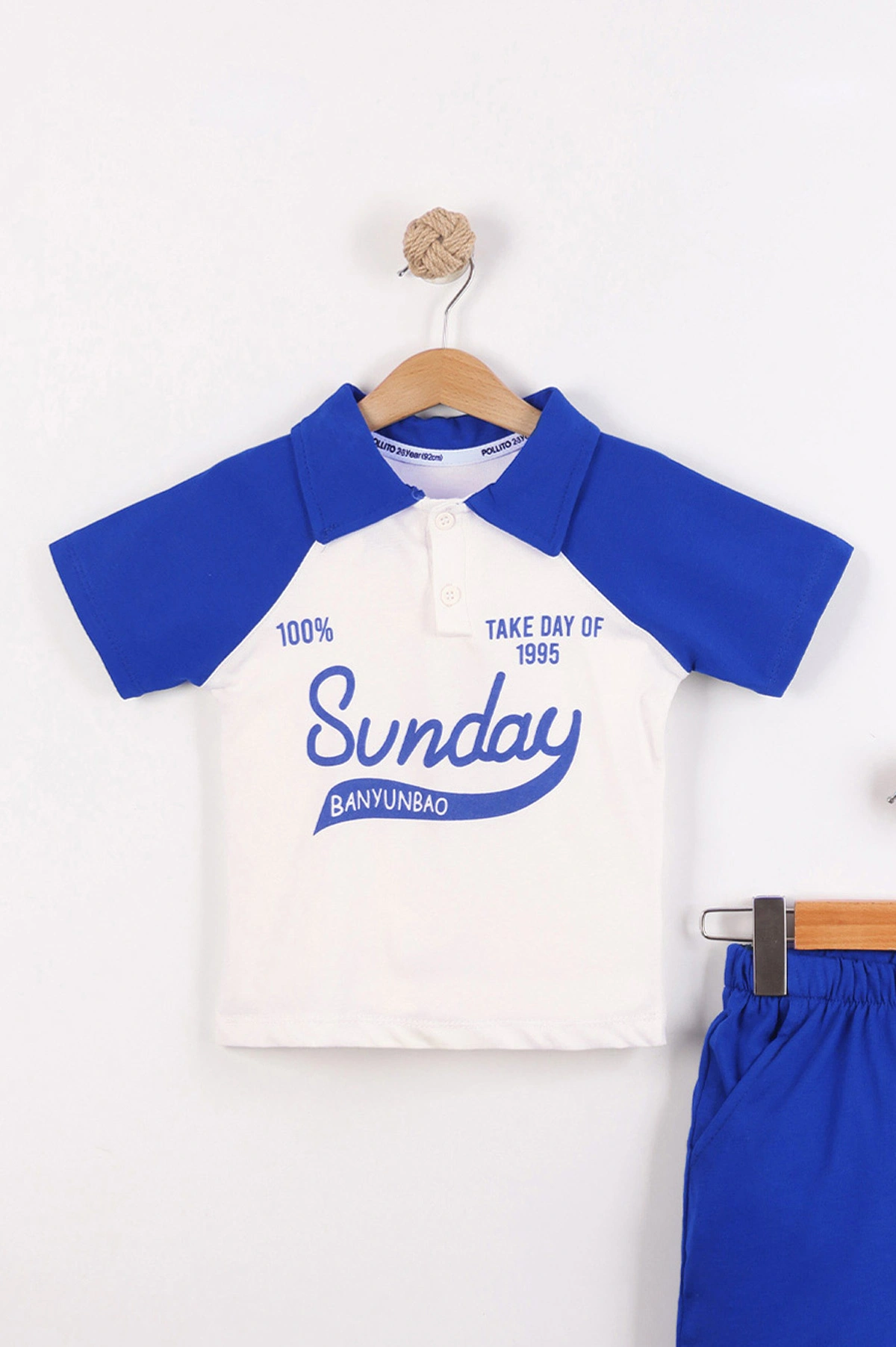 Saks Mavisi (3-10 Yaş)Sunday Baskılı Yakalı Düğmeli Garnili Erkek Çocuk Takım 460728