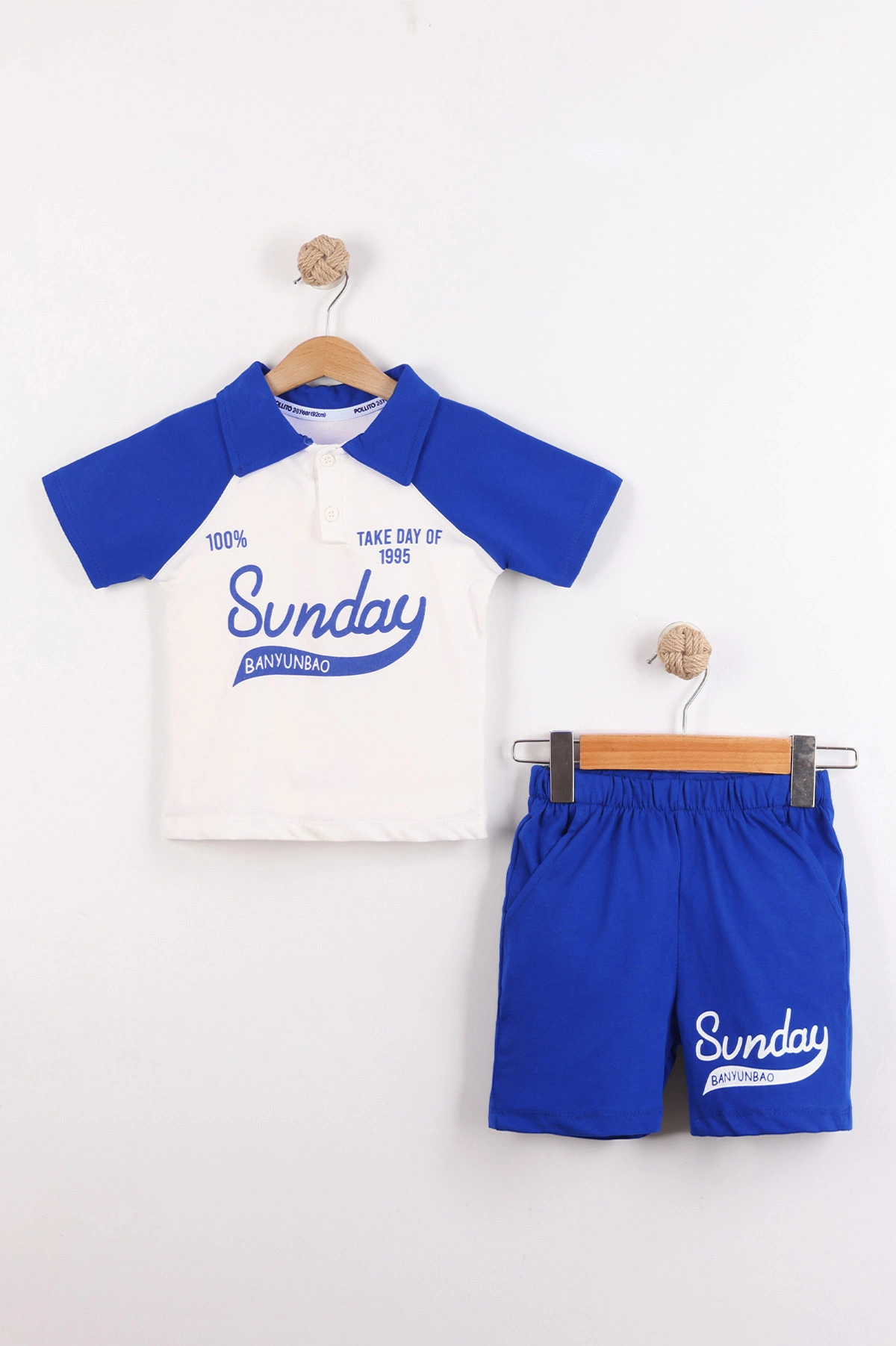 Saks Mavisi (3-10 Yaş)Sunday Baskılı Yakalı Düğmeli Garnili Erkek Çocuk Takım 460728