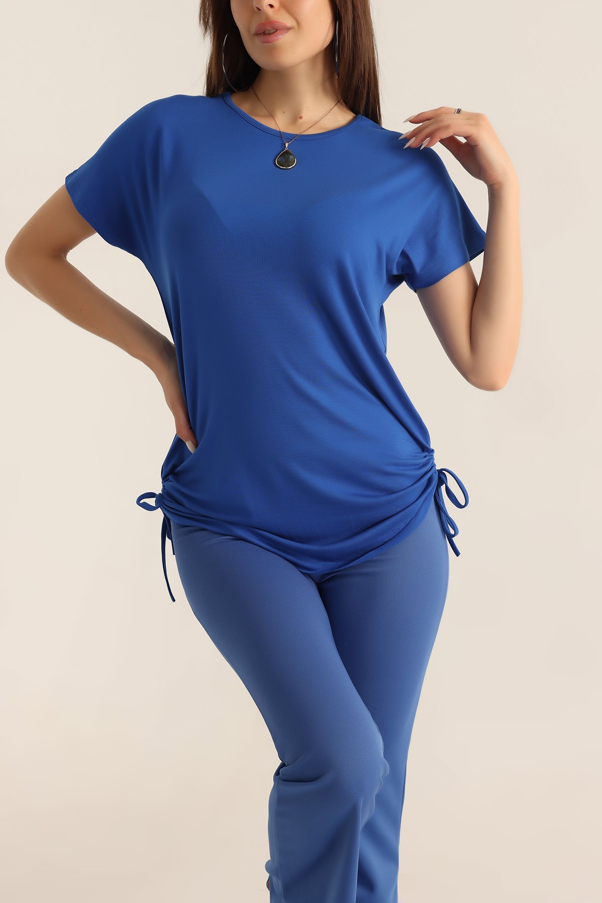 Saks Mavisi Büzgülü Tasarım Viskon Bluz 179368