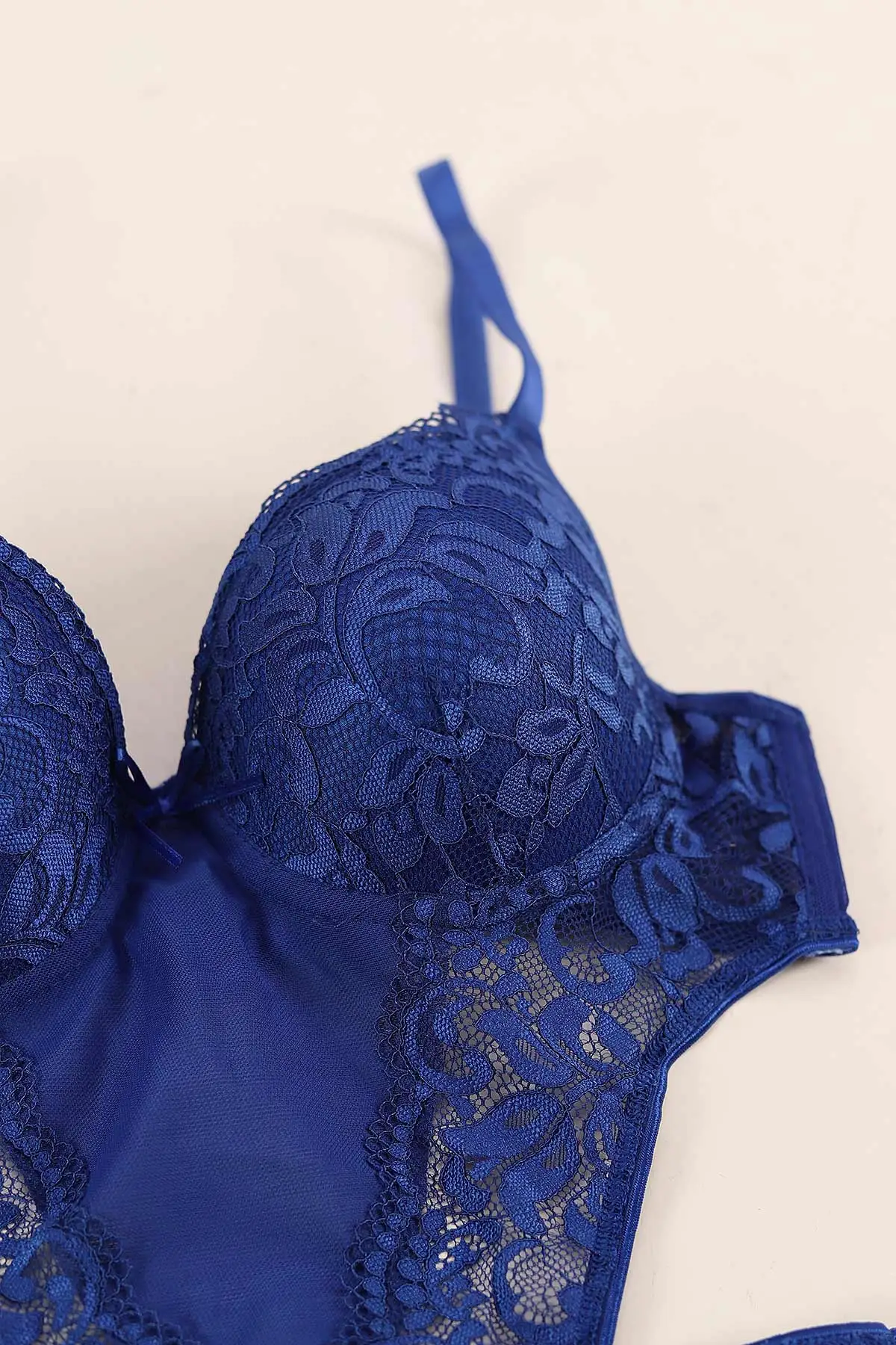 Saks Mavisi Dantel İşlemeli Destekli Bodysuit 374871